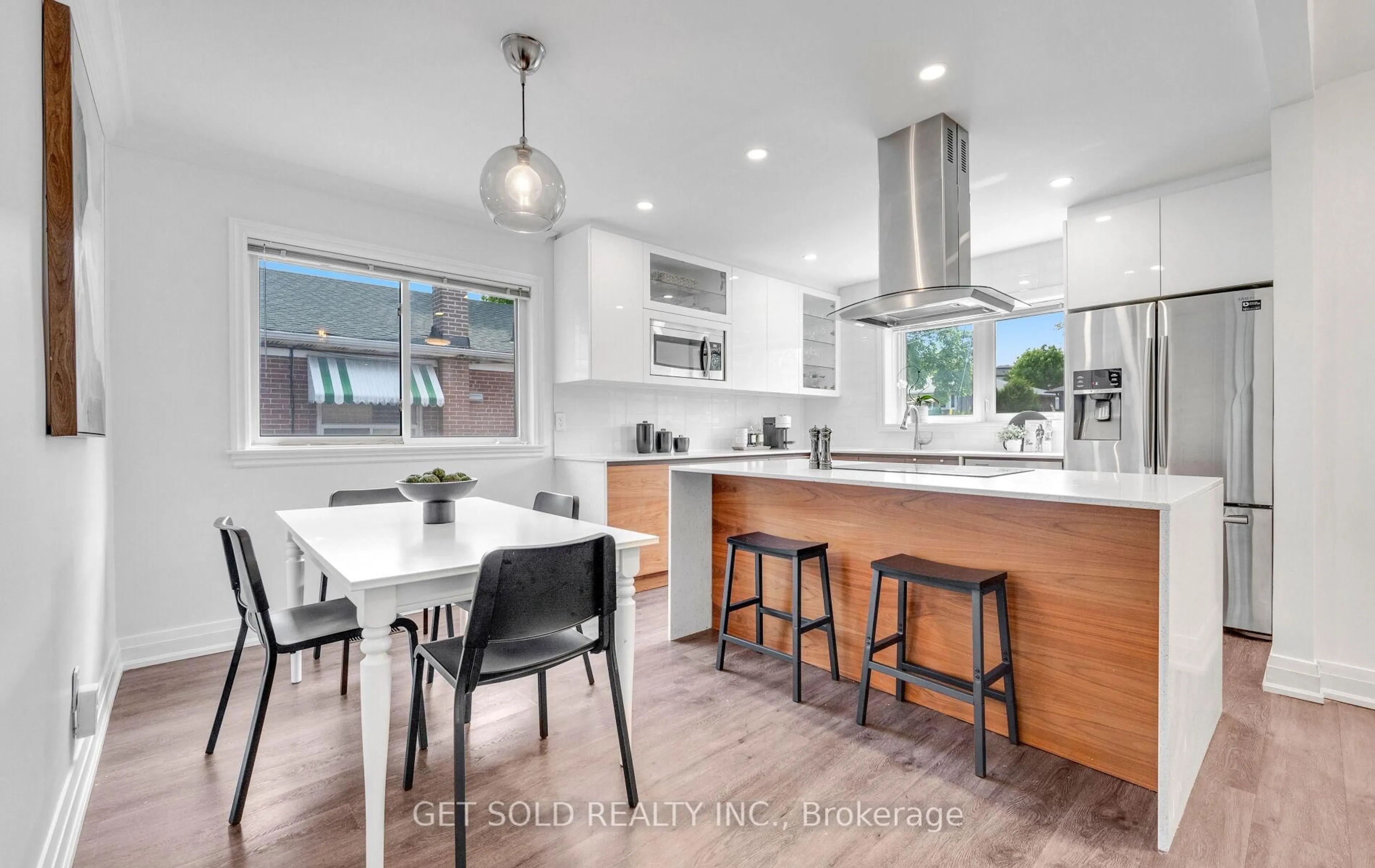 Open concept kitchen, unknown for 117 Jeffcoat Dr, Toronto Ontario M9W 3B9
