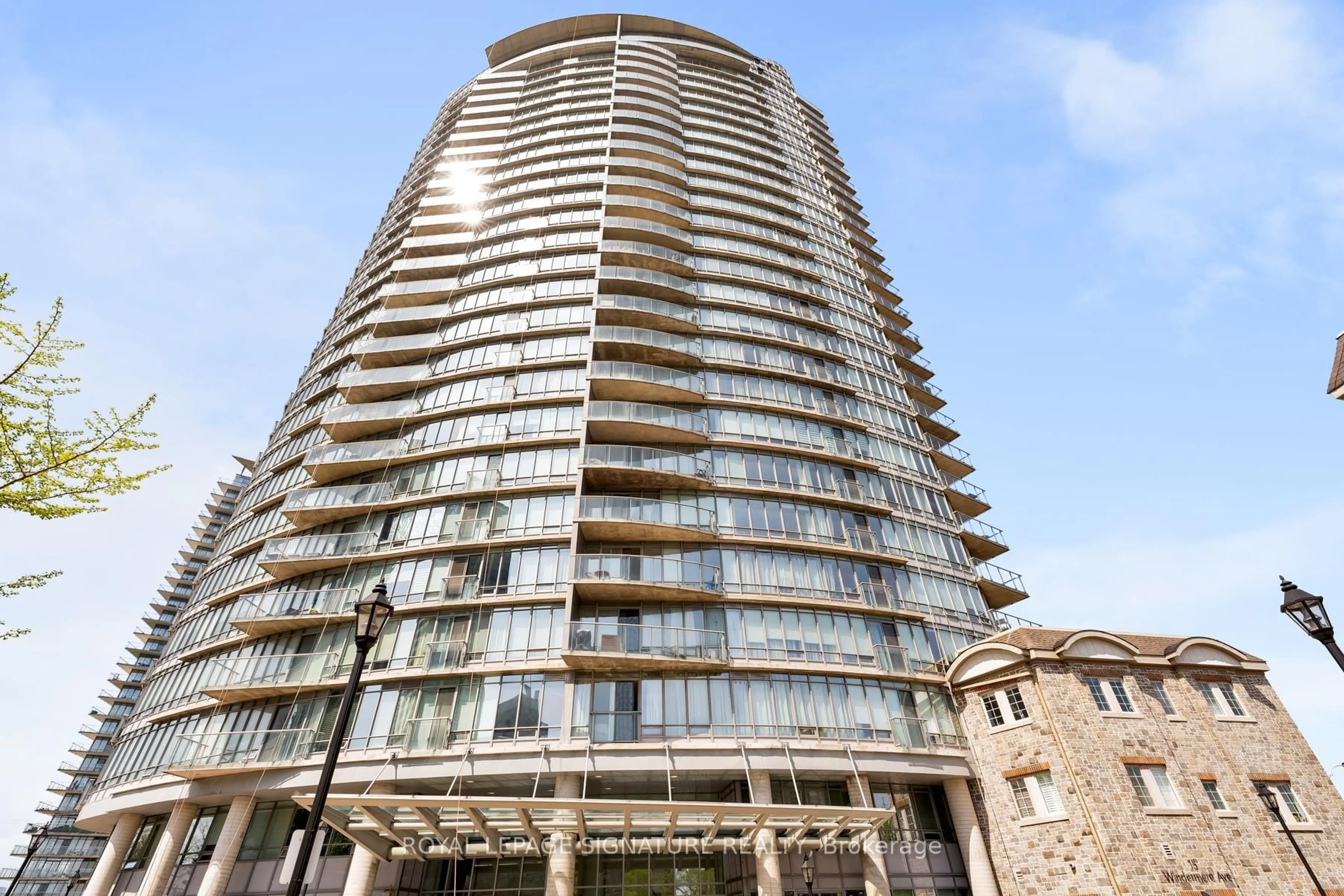 Unknown for 15 Windermere Ave #411, Toronto Ontario M6S 5A2