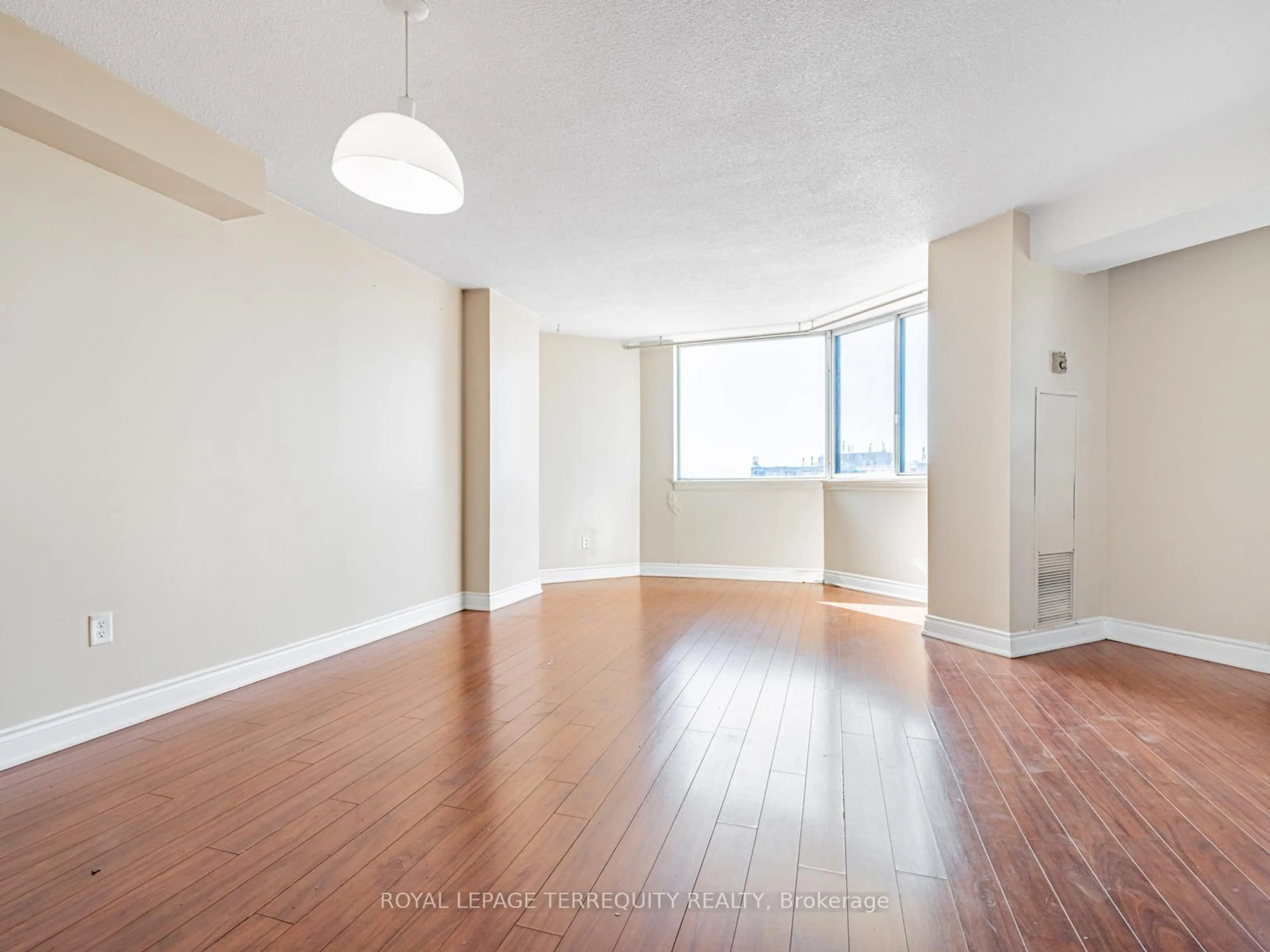 A pic of a room for 234 Albion Rd #1708, Toronto Ontario M9W 6A5