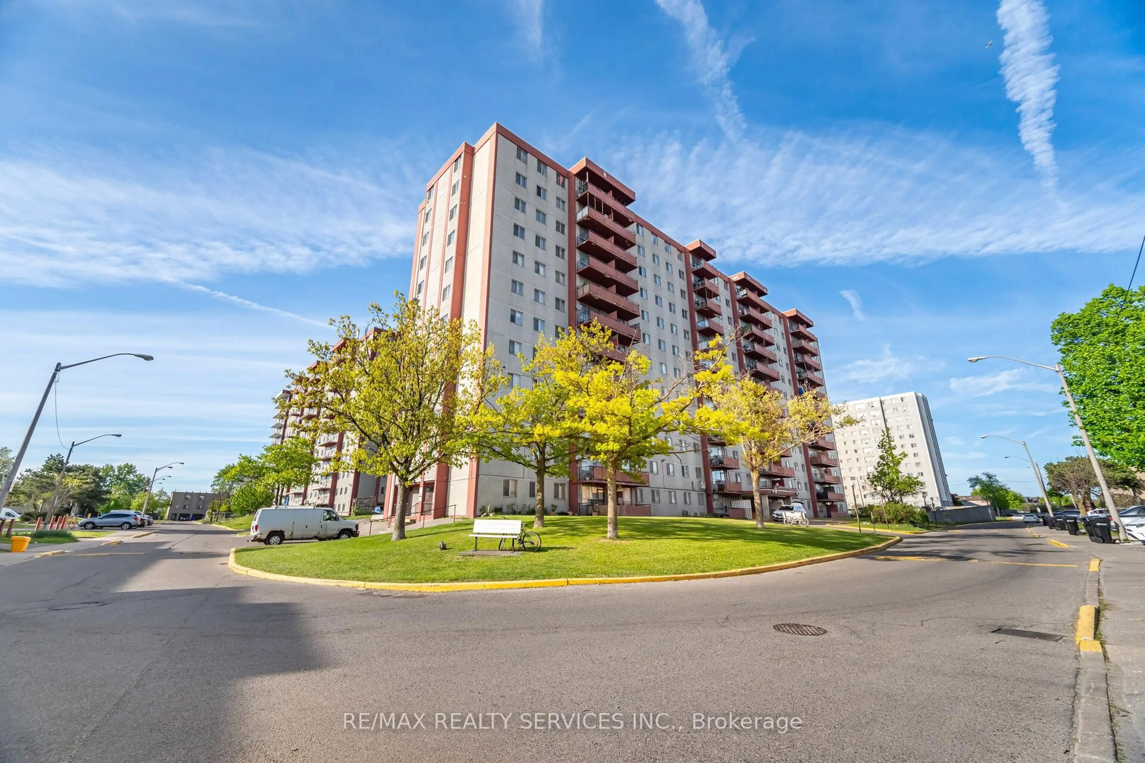 A pic from outside/outdoor area/front of a property/back of a property/a pic from drone, building for 50 Lotherton Ptwy #412, Toronto Ontario M6B 2G7
