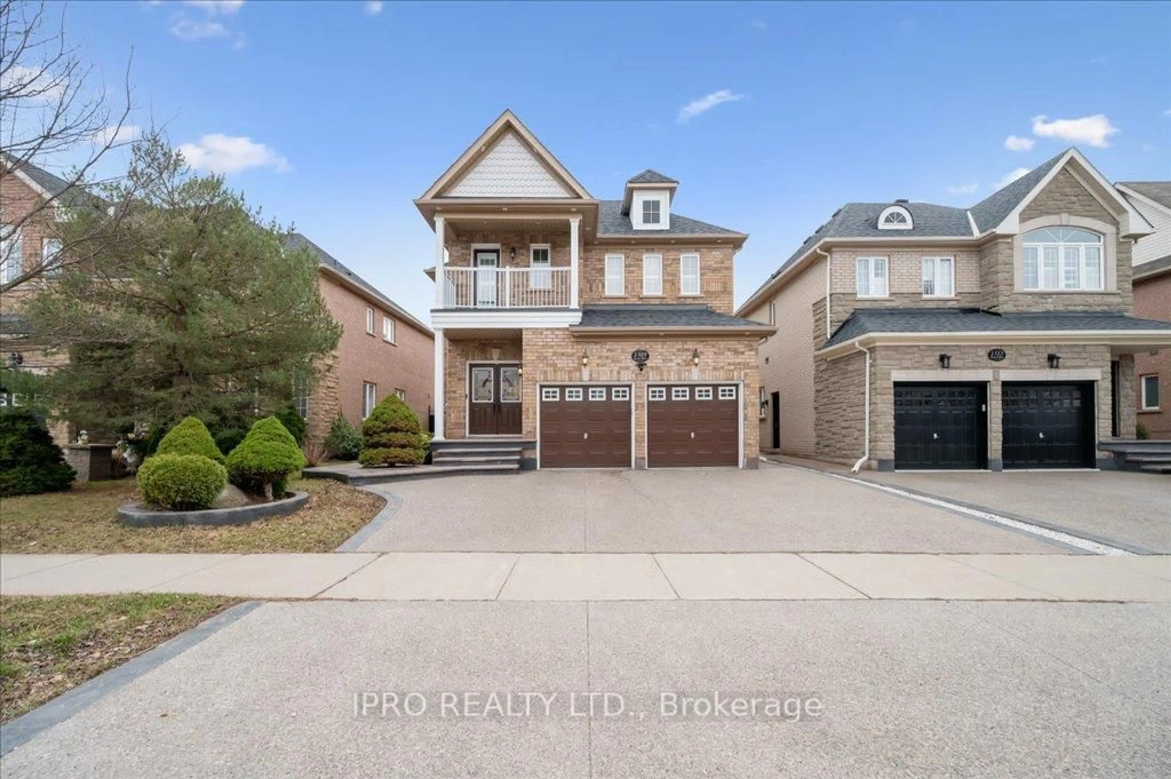 Home with brick exterior material, street for 1309 Kestell Blvd, Oakville Ontario L6H 0B9