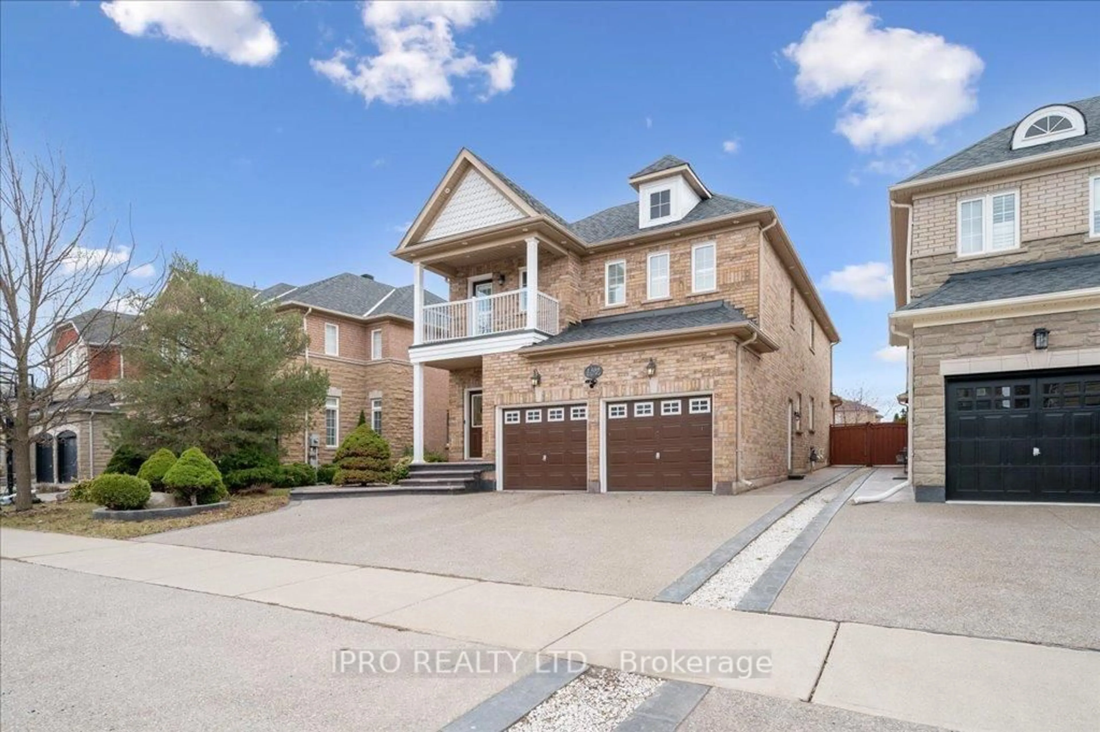 Home with brick exterior material, street for 1309 Kestell Blvd, Oakville Ontario L6H 0B9