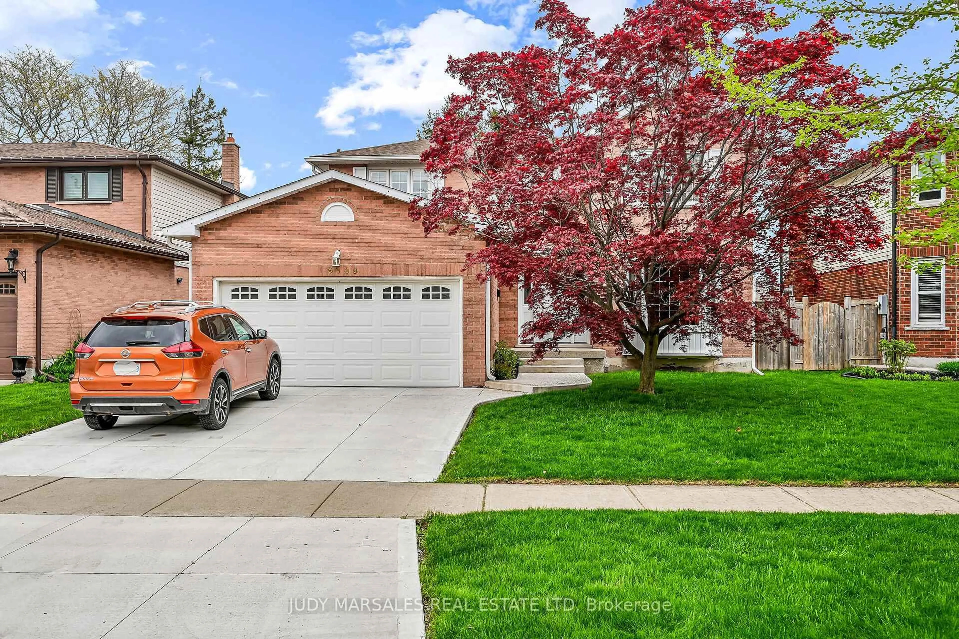 Home with brick exterior material, street for 3408 Bristol Dr, Burlington Ontario L7M 1Z1