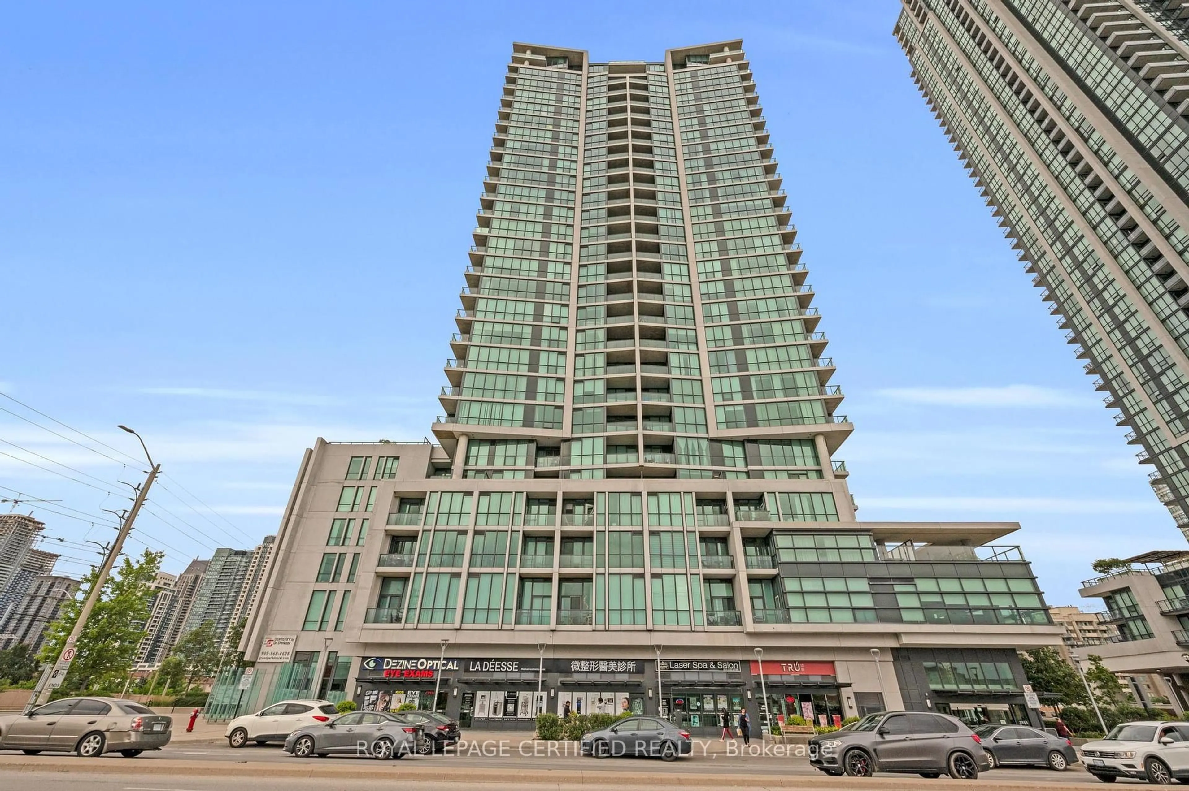 Indoor foyer for 3985 Grand Park Dr #2010, Mississauga Ontario L5B 0H8