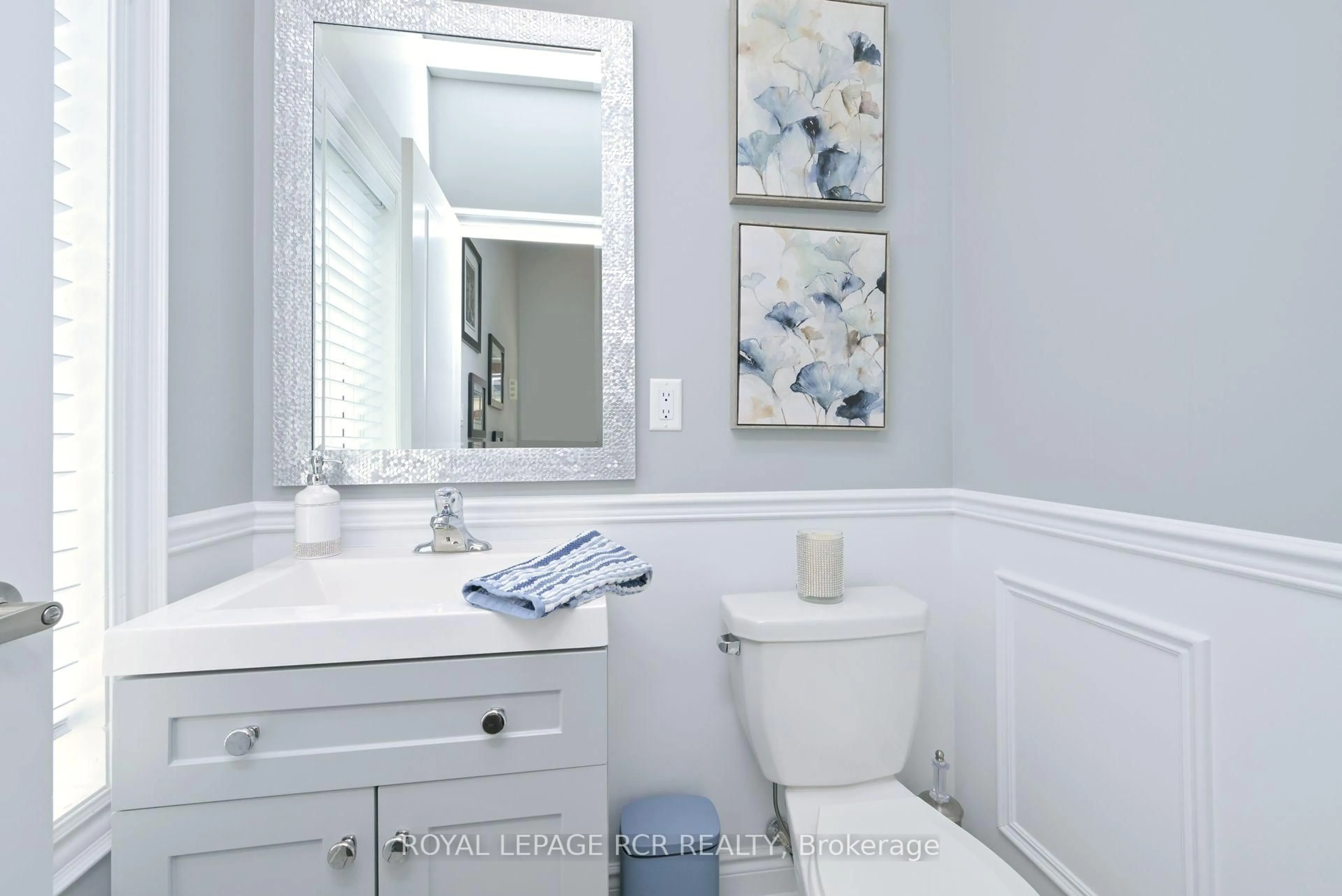 Contemporary bathroom, ceramic/tile floor for 60 First St #13, Orangeville Ontario L9W 2E4