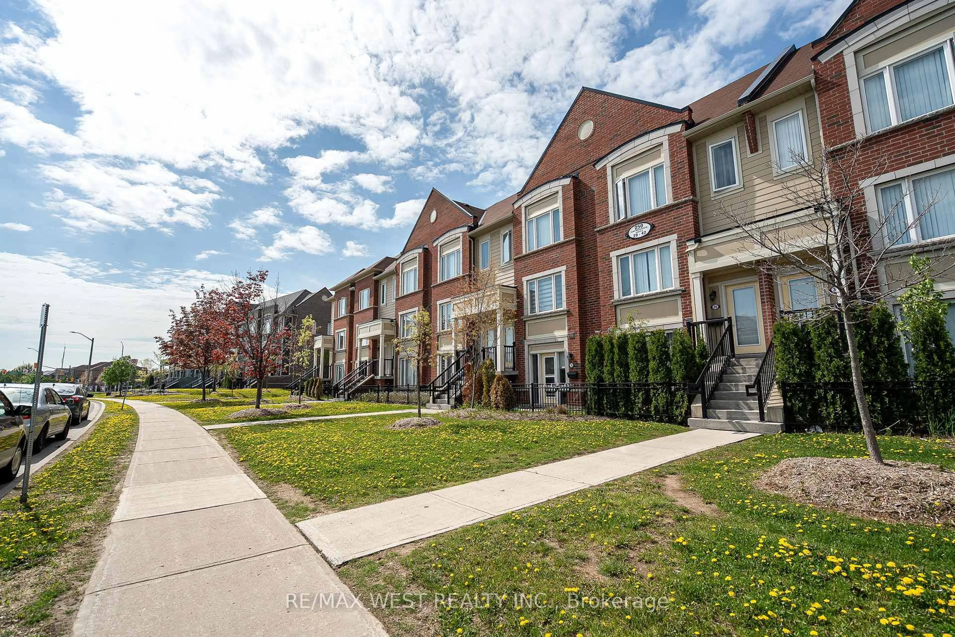 Unknown for 250 Sunny Meadow Blvd #41, Brampton Ontario L6X 3Y6
