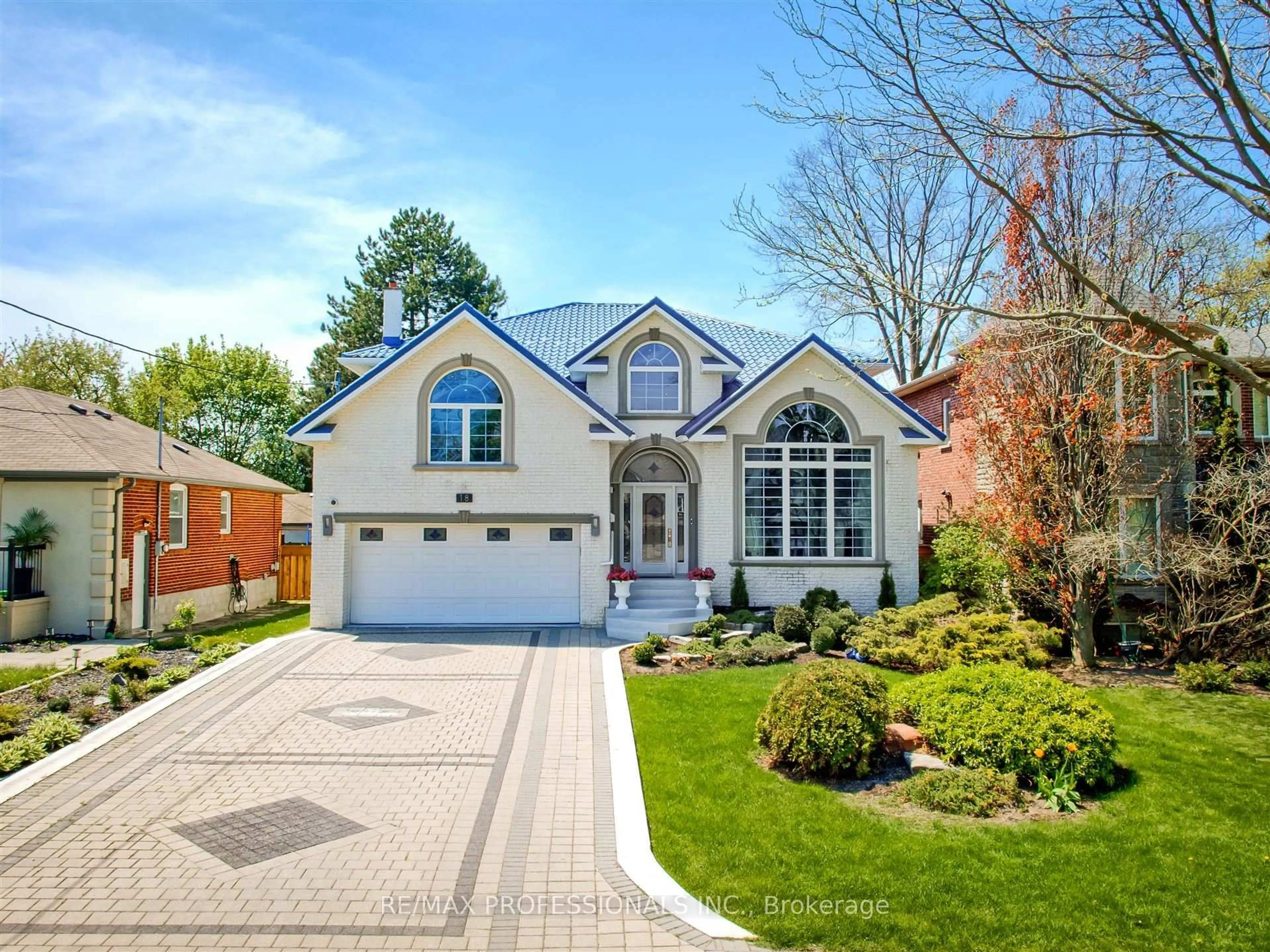 Home with brick exterior material, street for 18 Northglen Ave, Toronto Ontario M9B 4R6