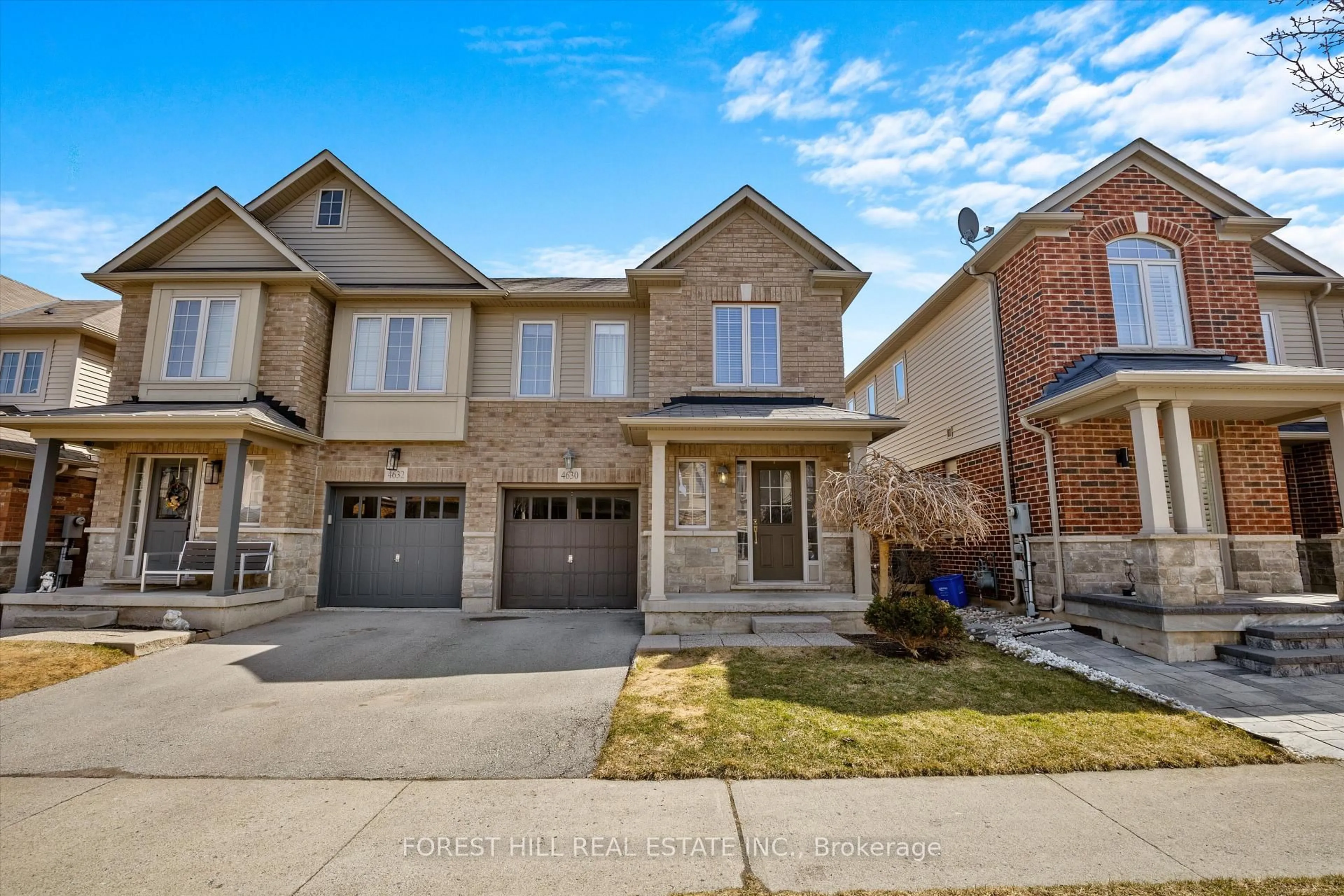 Home with brick exterior material, street for 4630 Keystone Cres, Burlington Ontario L7M 0M8