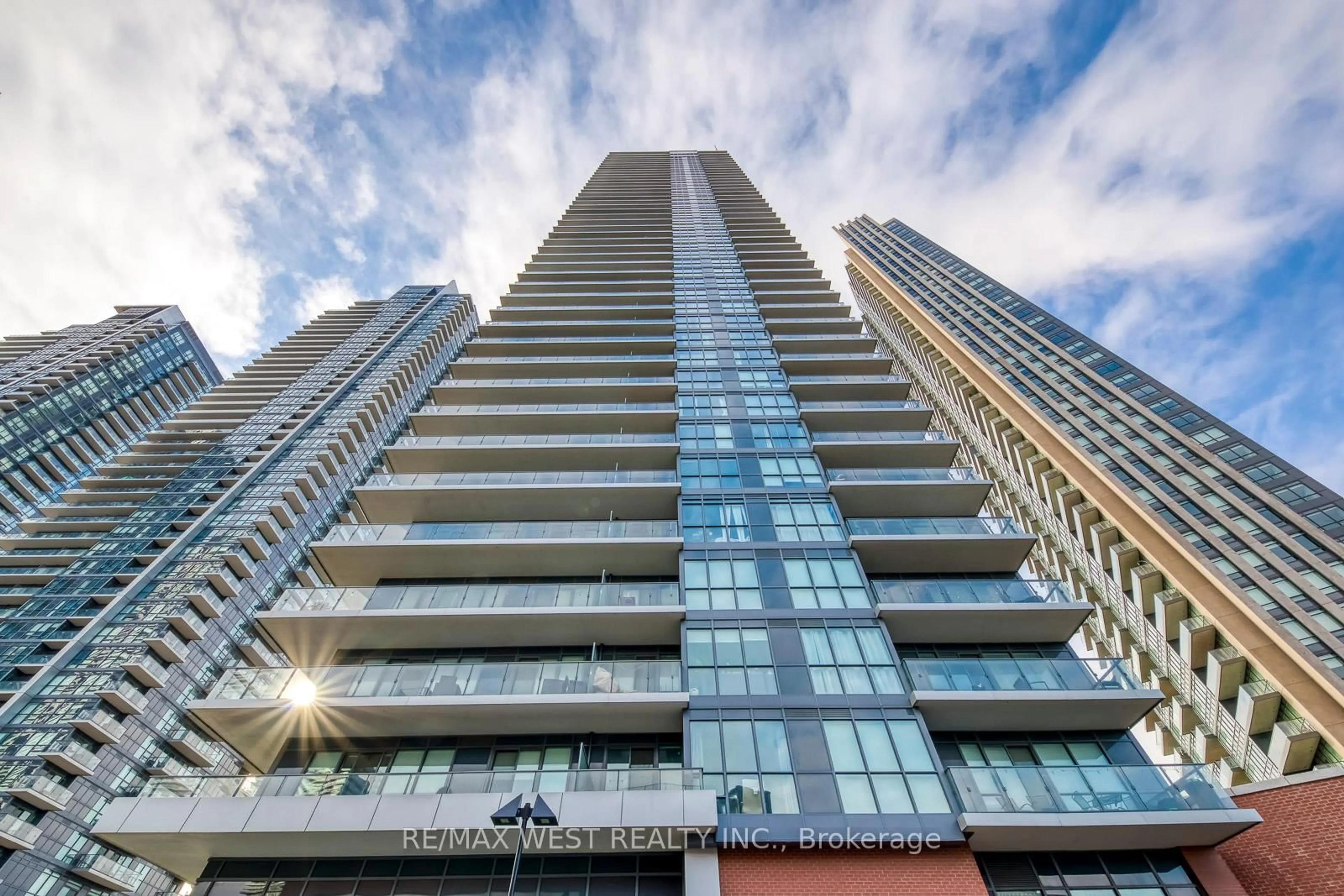 Unknown for 10 Park Lawn Rd #3205, Toronto Ontario M8Y 3H8