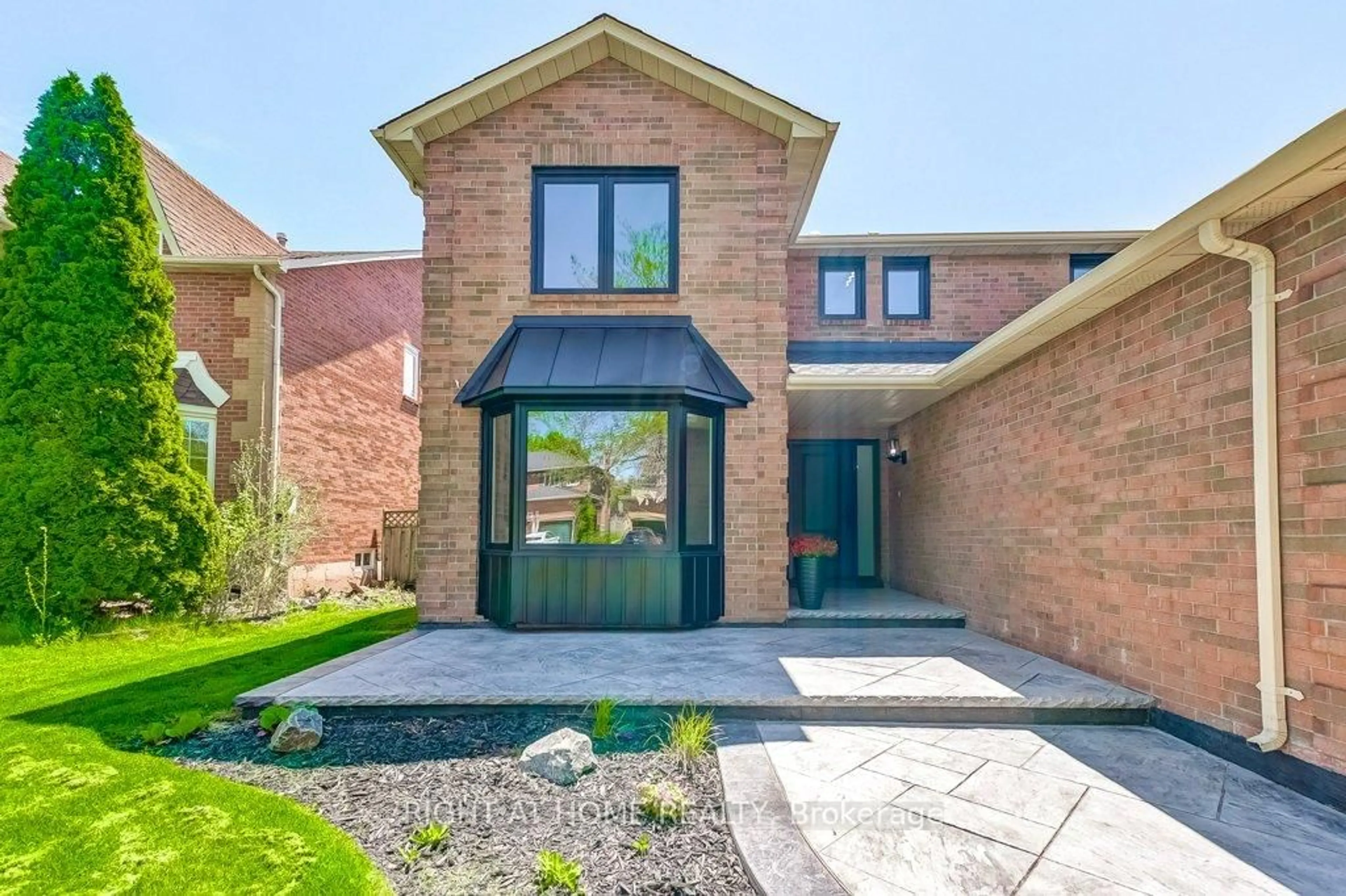 Home with brick exterior material, street for 1308 Fieldcrest Lane, Oakville Ontario L6M 2N6