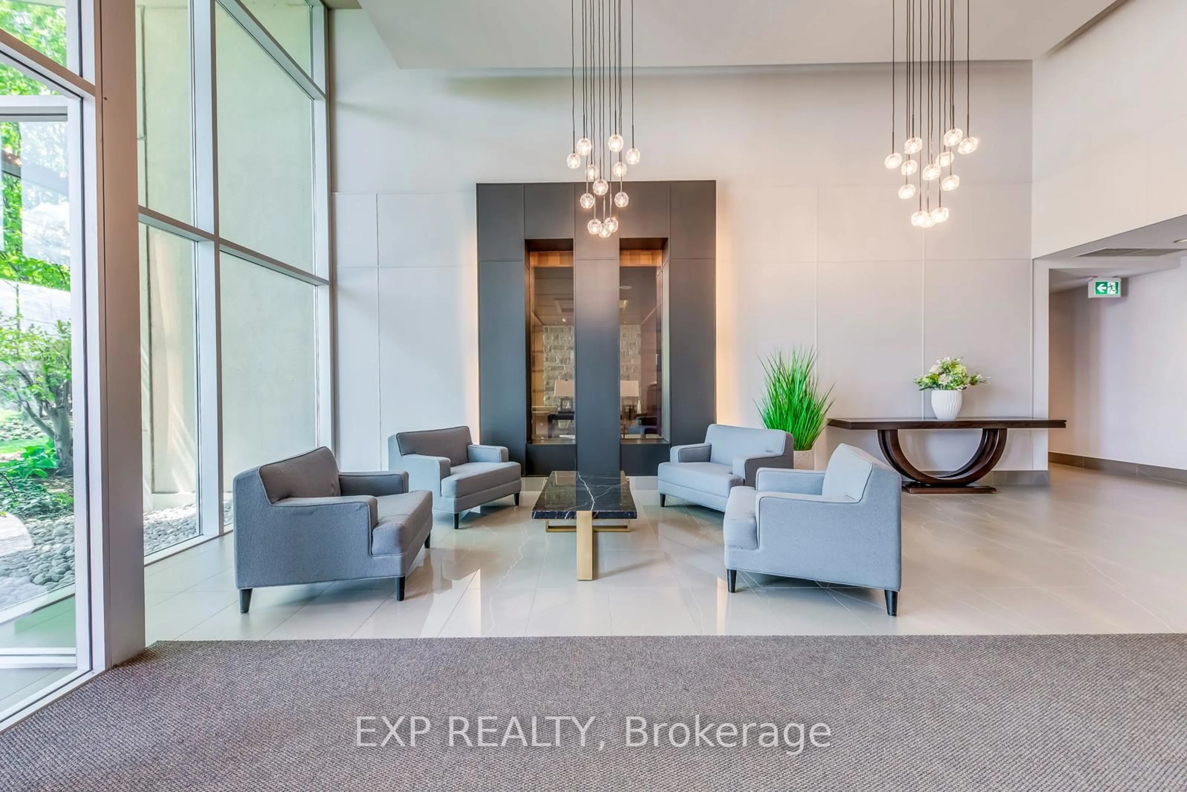 Lobby for 1055 Southdown Rd #905, Mississauga Ontario L5J 0A3