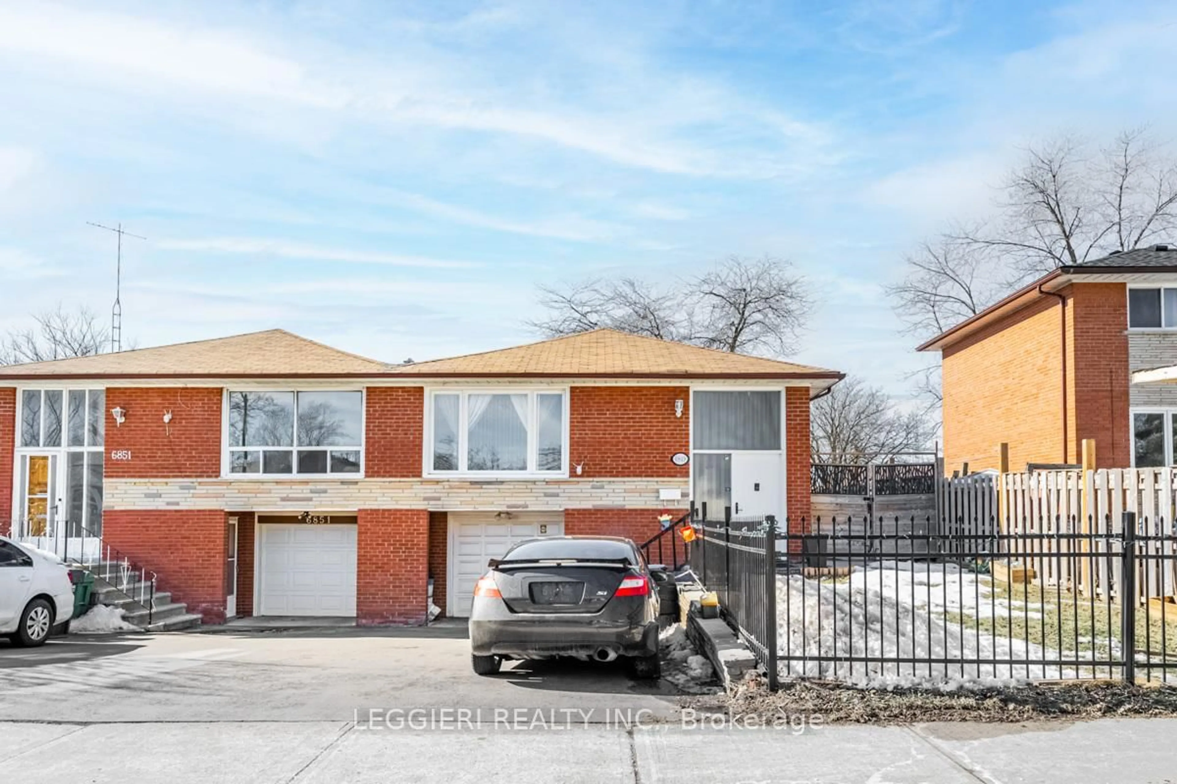 Home with brick exterior material, street for 6849 Darcel Ave, Mississauga Ontario L4T 2W6