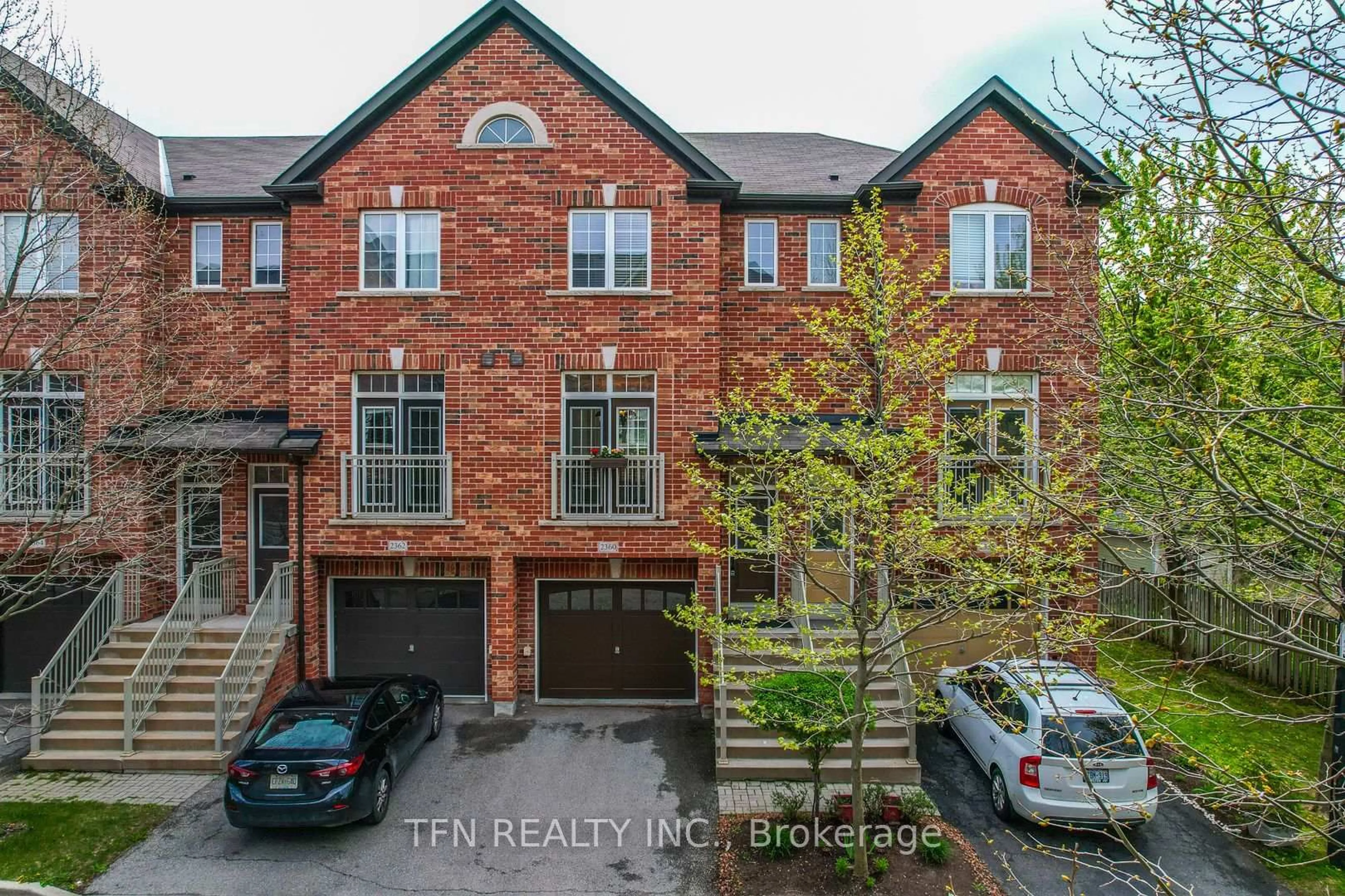 Home with brick exterior material, street for 2360 Treversh Common, Burlington Ontario L7R 0C8