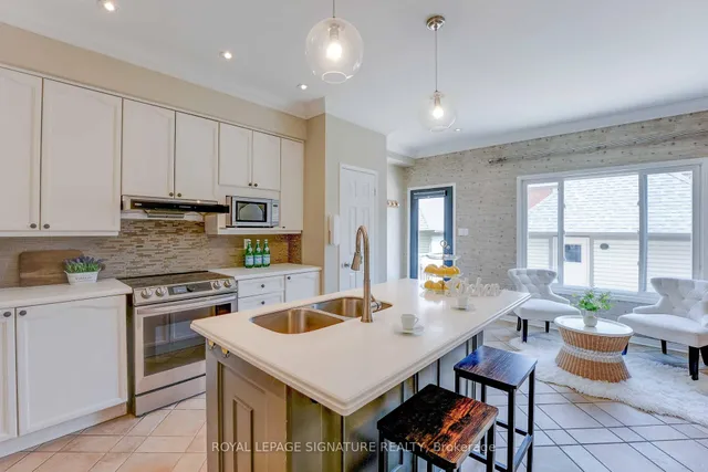 Additional property image - 216 Gatwick Dr
