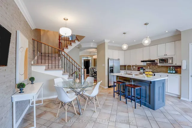 Additional property image - 216 Gatwick Dr