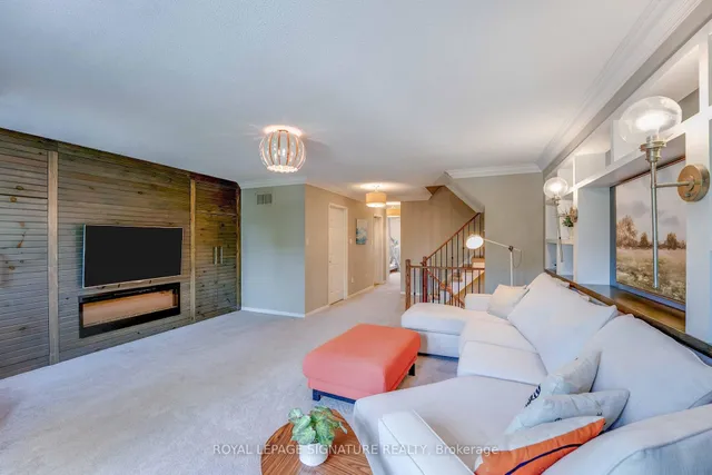 Additional property image - 216 Gatwick Dr