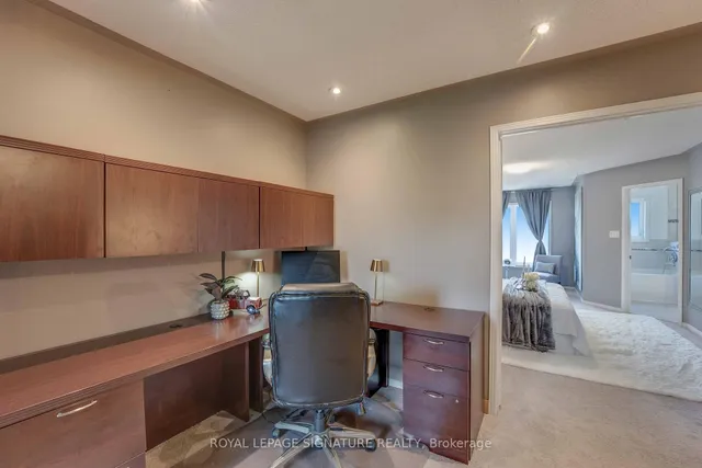 Additional property image - 216 Gatwick Dr