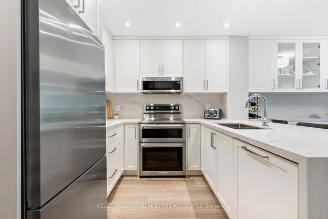 Additional property image - 5025 Four Springs Ave Unit 111