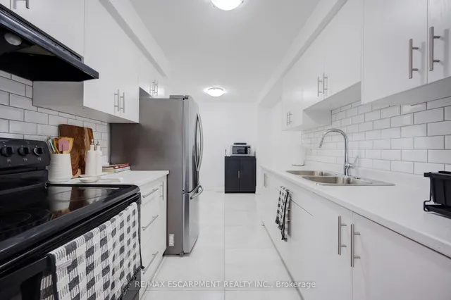 Additional property image - 3430 Brandon Gate Dr Unit 31