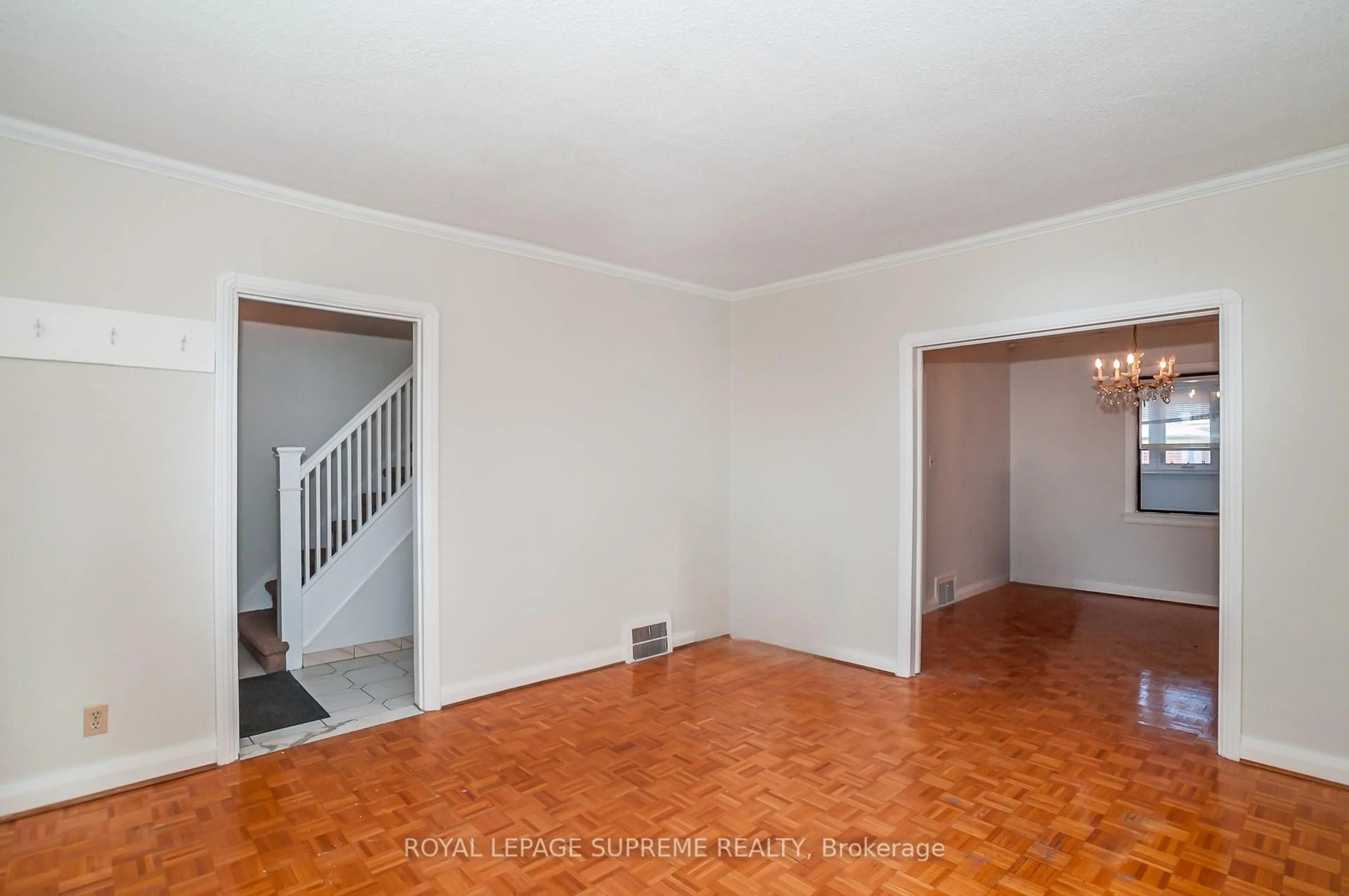 A pic of a room for 184 Dunraven Dr, Toronto Ontario M6M 1H5