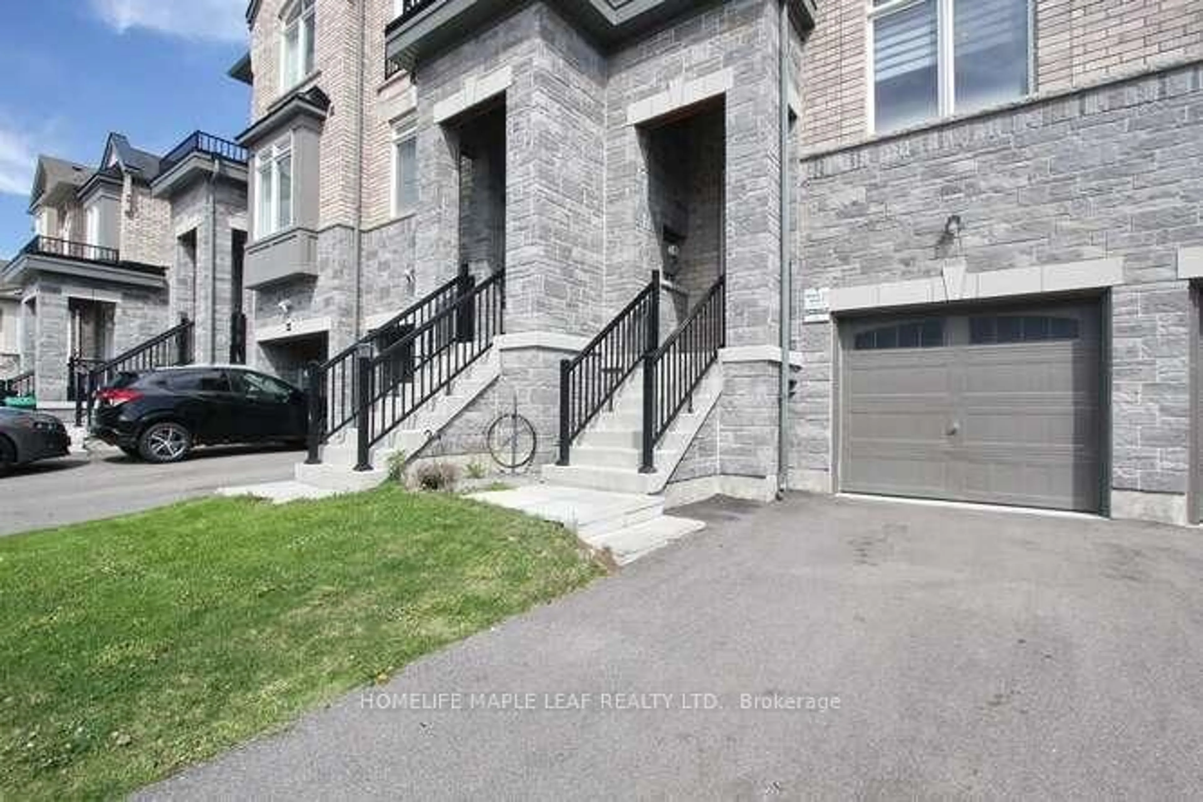 Unknown for 7 Flaibano St, Brampton Ontario L6Z 1X9