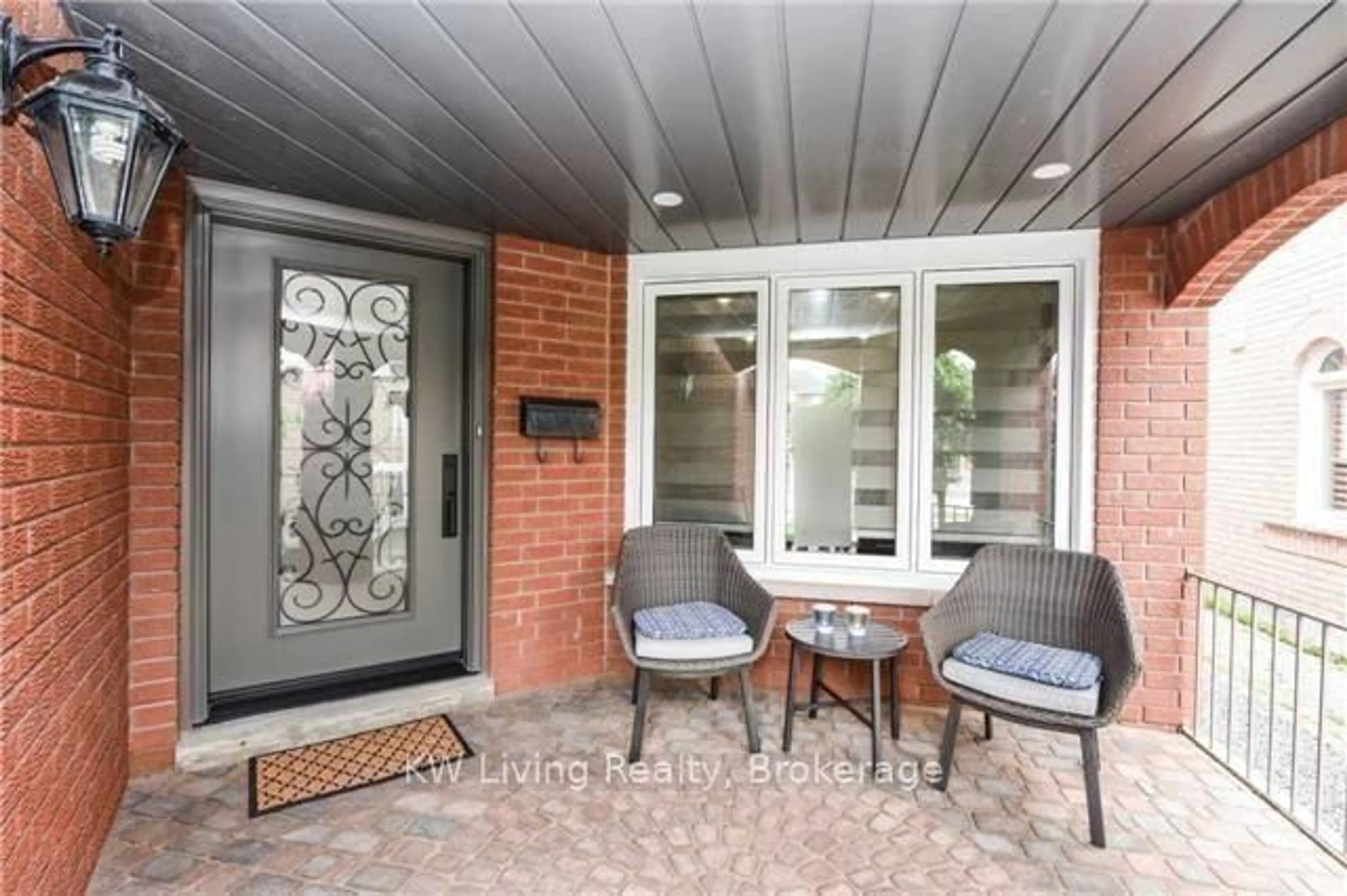 Unknown for 5932 Hemingway Rd, Mississauga Ontario L5M 5M1