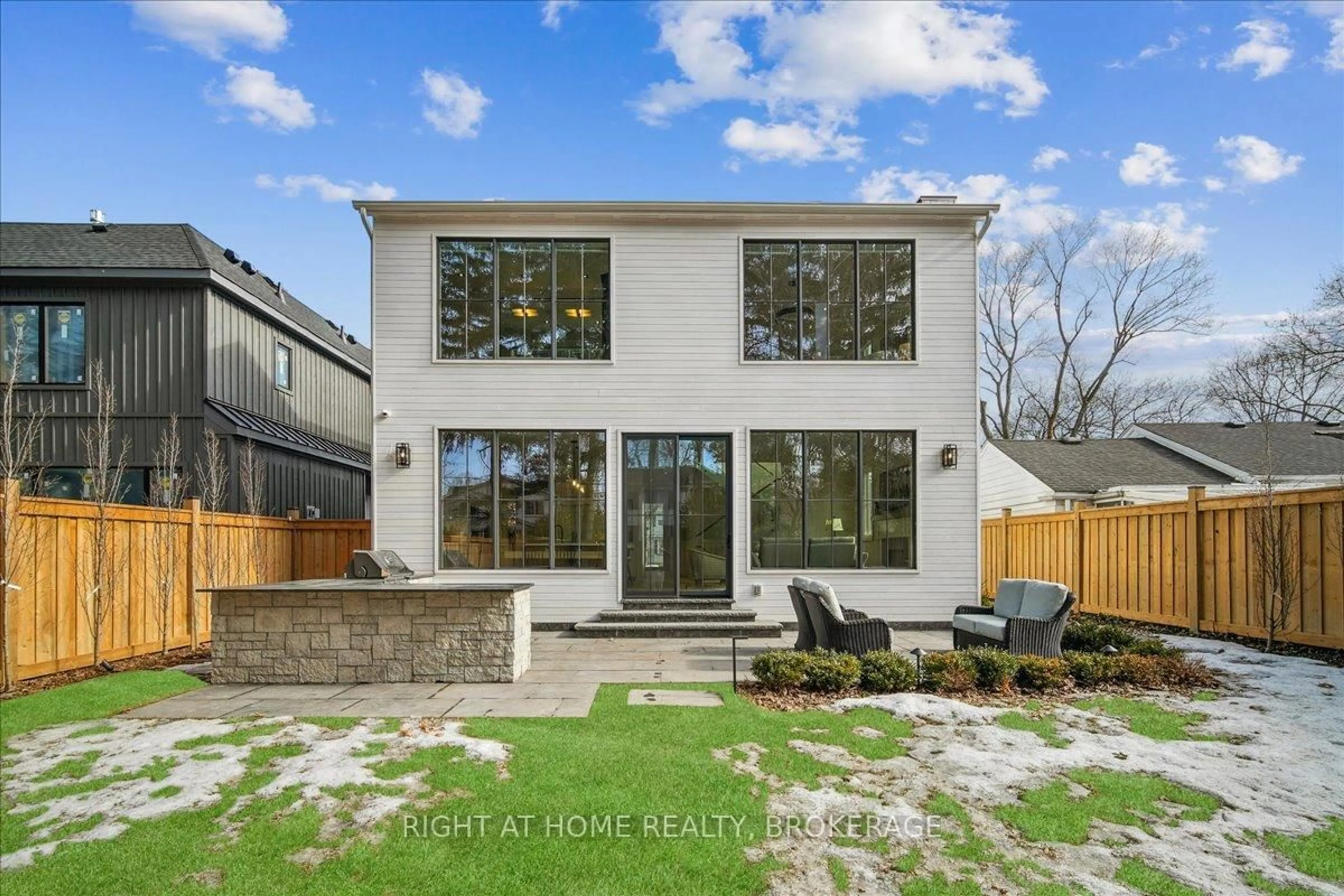 Home with brick exterior material, street for 212 Watson Ave, Oakville Ontario L6J 3V1