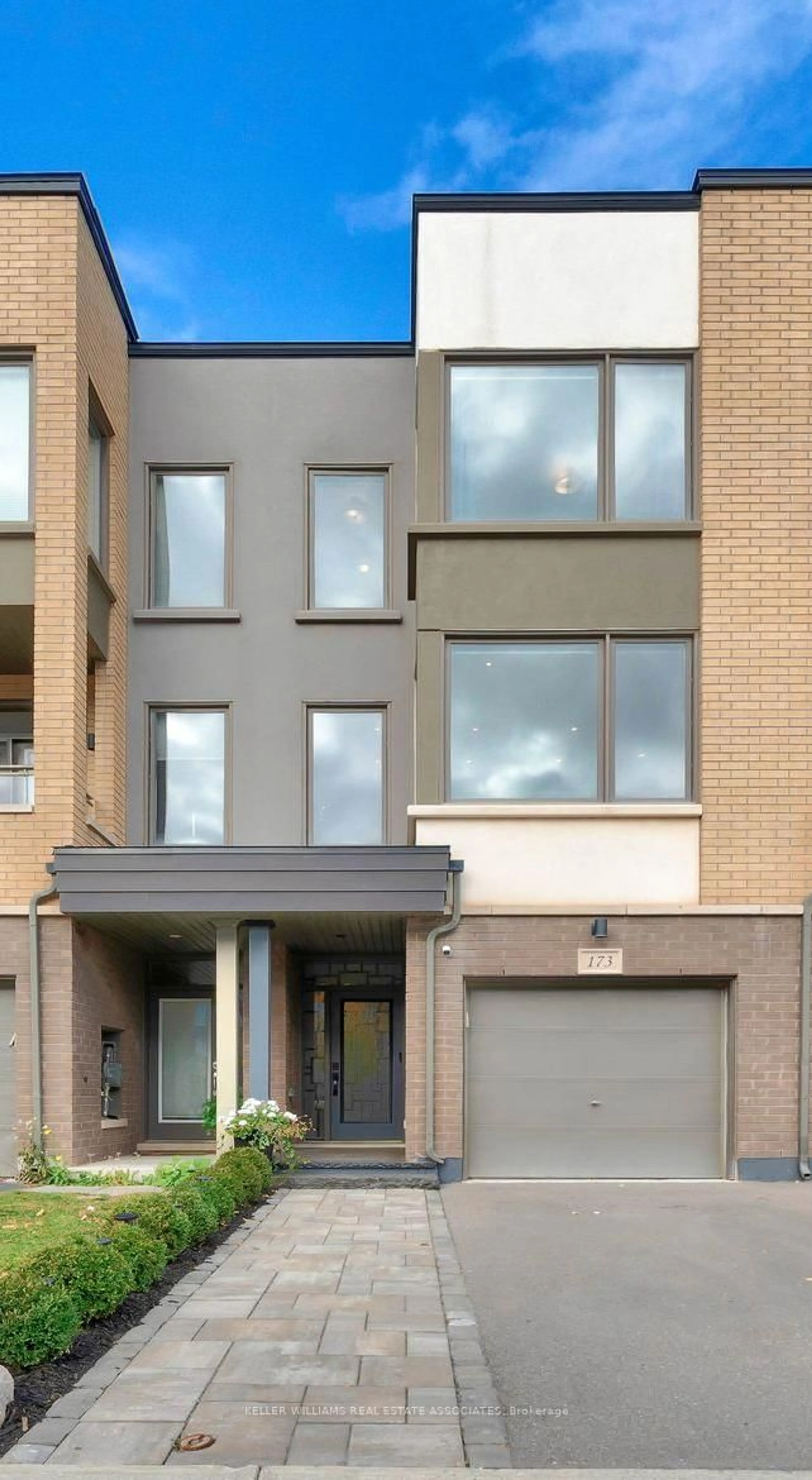 Home with brick exterior material, street for 173 Sabina Dr, Oakville Ontario L6H 0L4