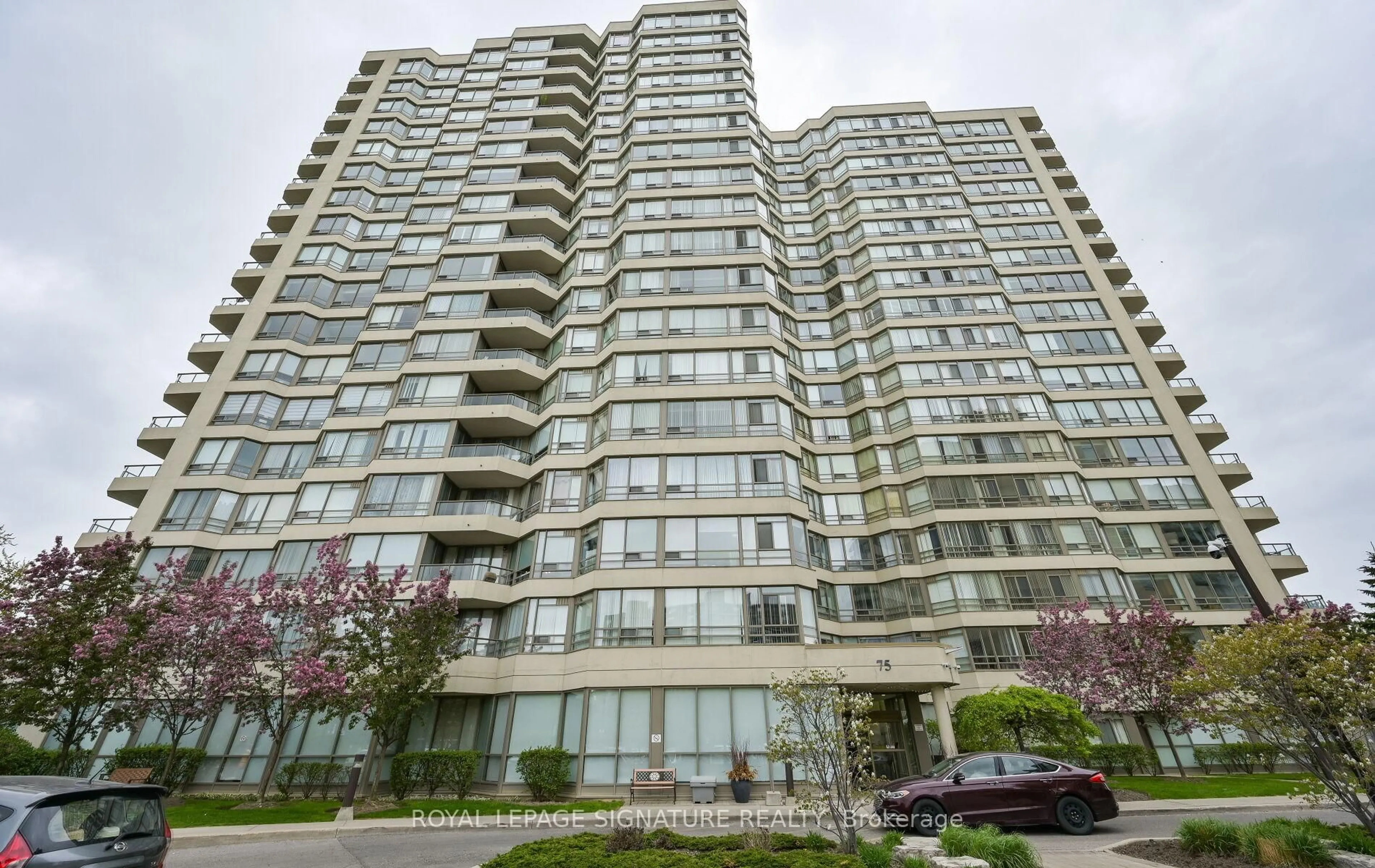 Unknown for 75 King St #510, Mississauga Ontario L5A 4G5