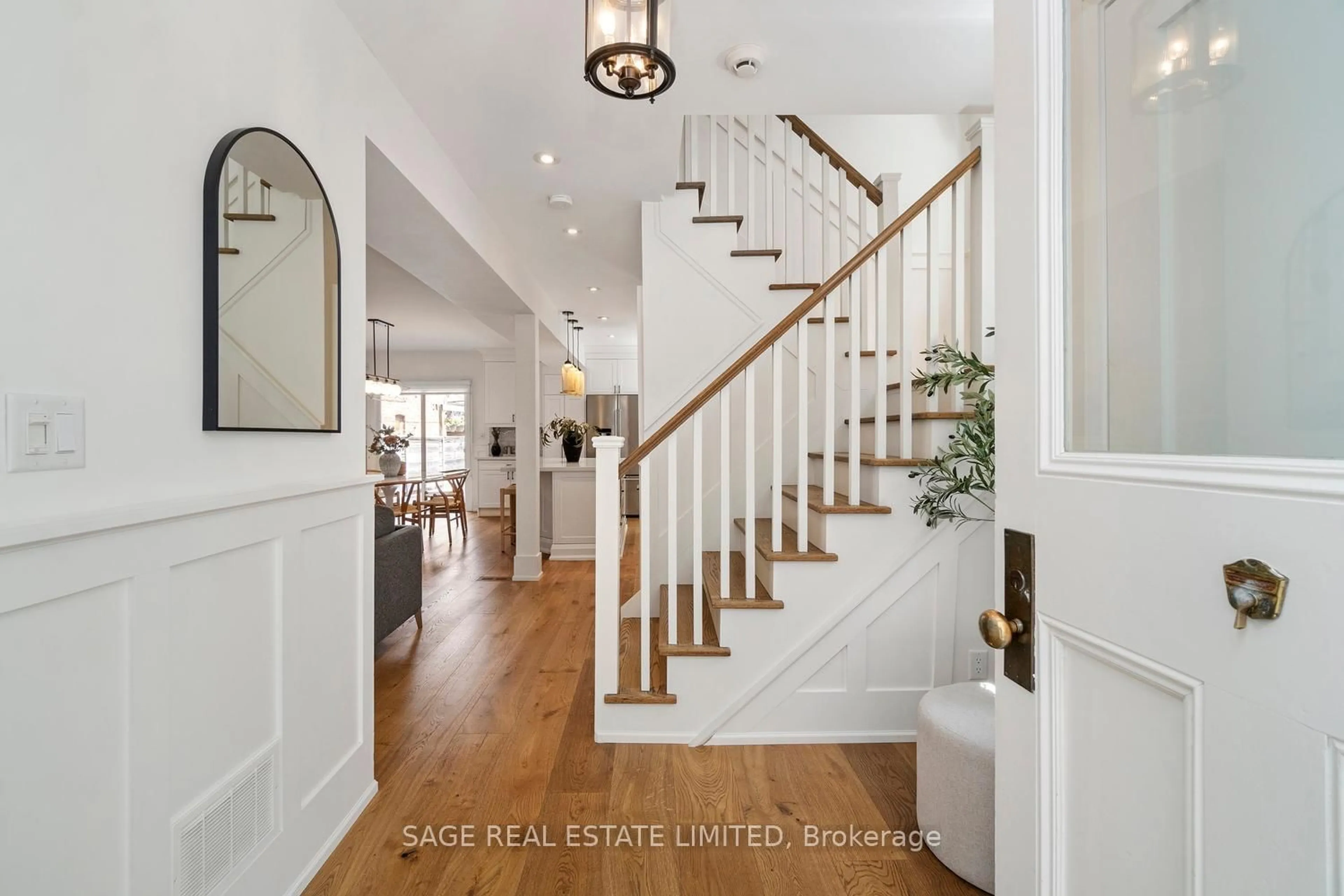 Indoor entryway for 115 Westmount Ave, Toronto Ontario M6H 3K3