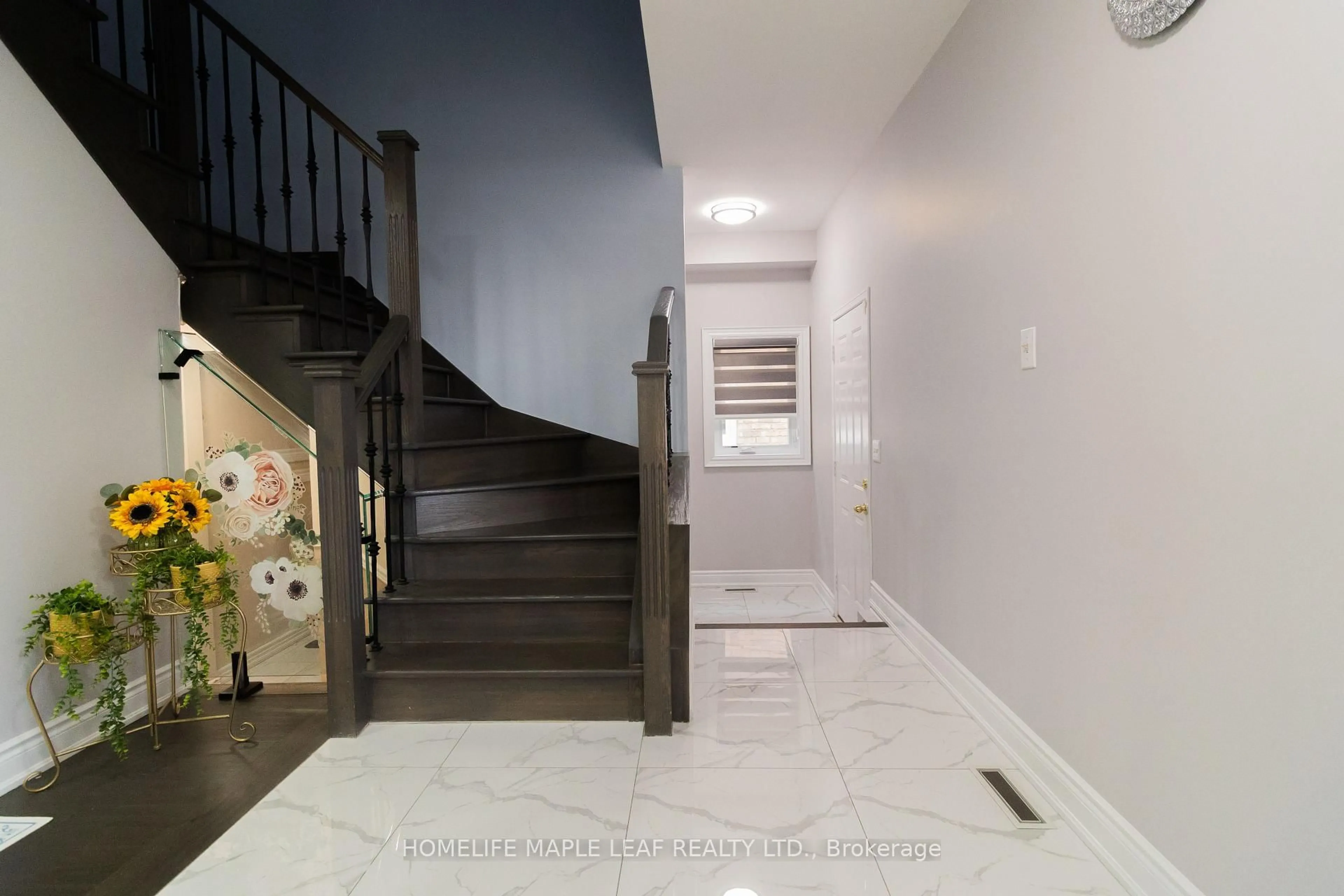 Unknown for 61 Seclusion Cres, Brampton Ontario L6R 1L5