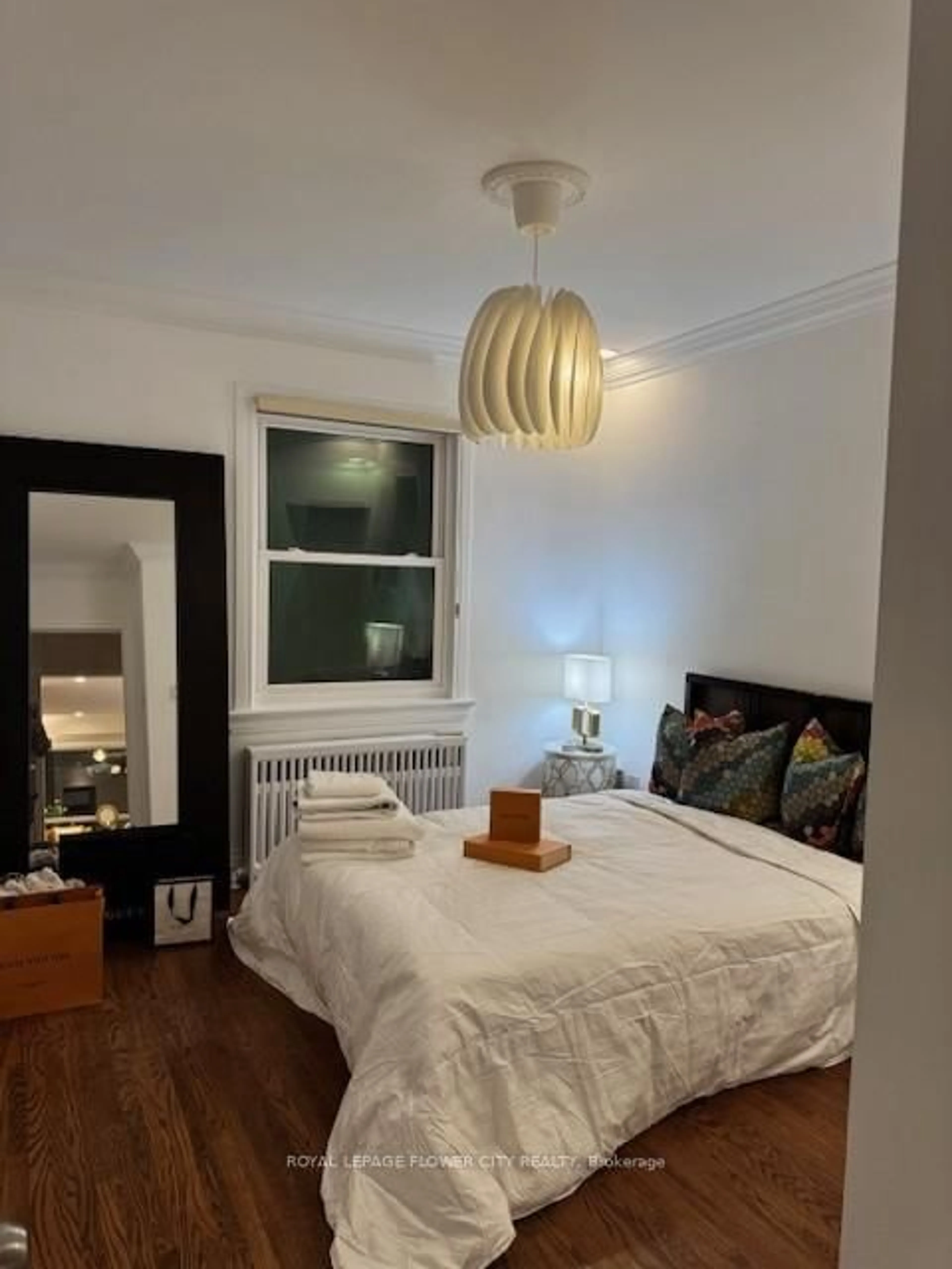 A pic of a room for 105 Livingstone Ave, Toronto Ontario M6E 2L7