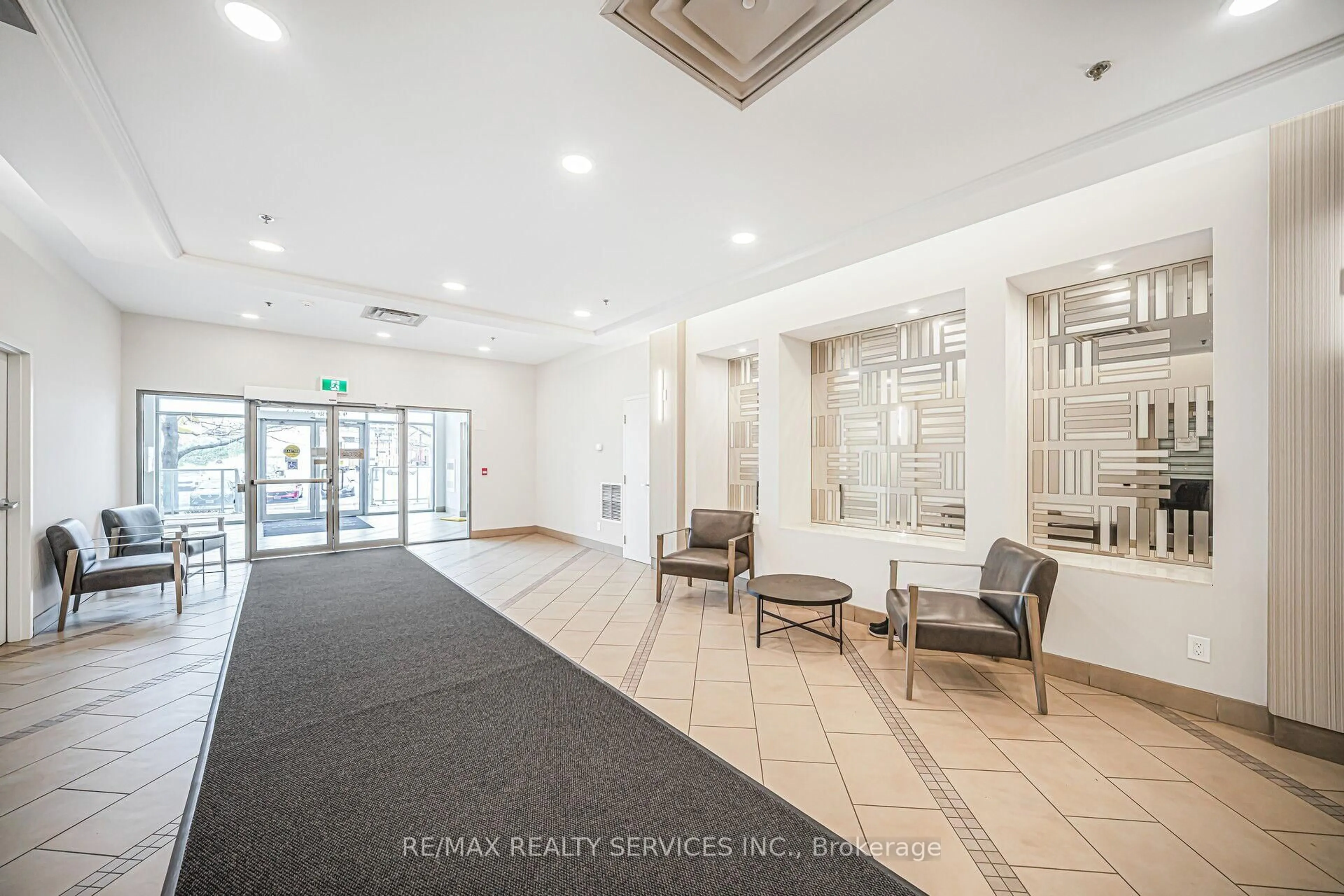 Lobby for 9 George street N/A #303, Brampton Ontario L6Y 1P4