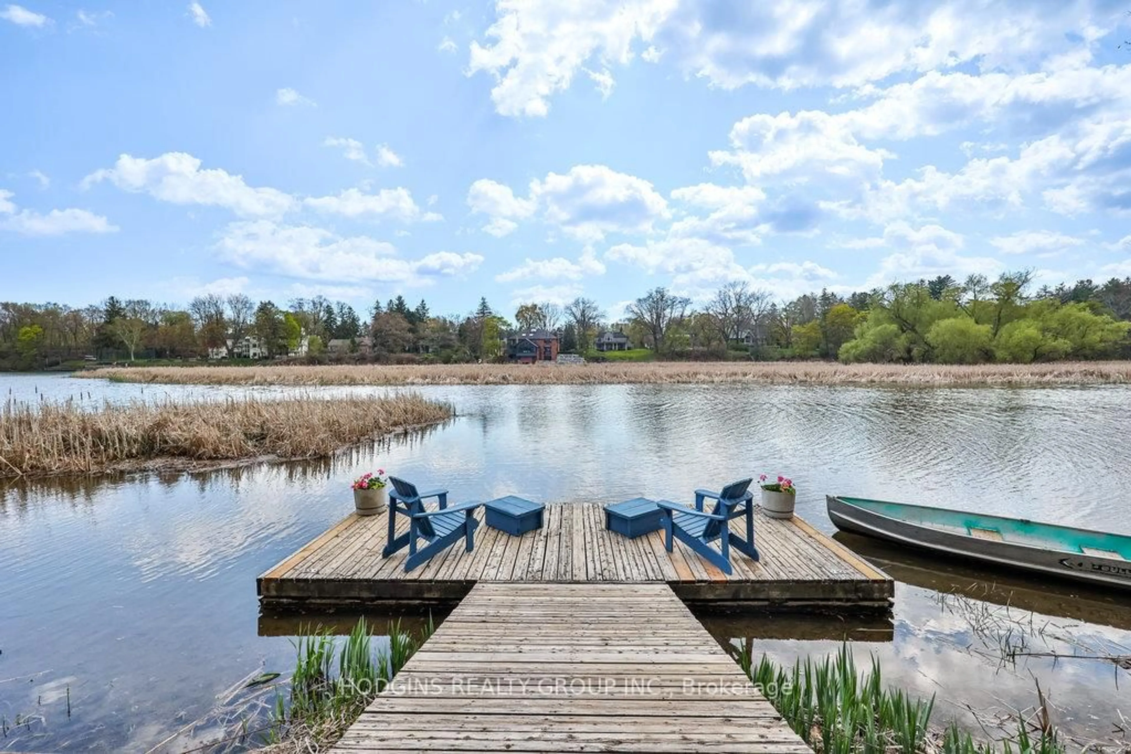 Patio, water/lake/river/ocean view for 1232 Stavebank Rd, Mississauga Ontario L5G 2V2