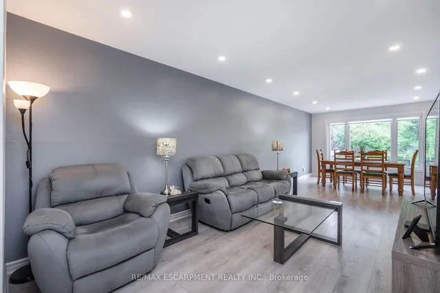 Additional property image - 1496 Tyneburn Cres