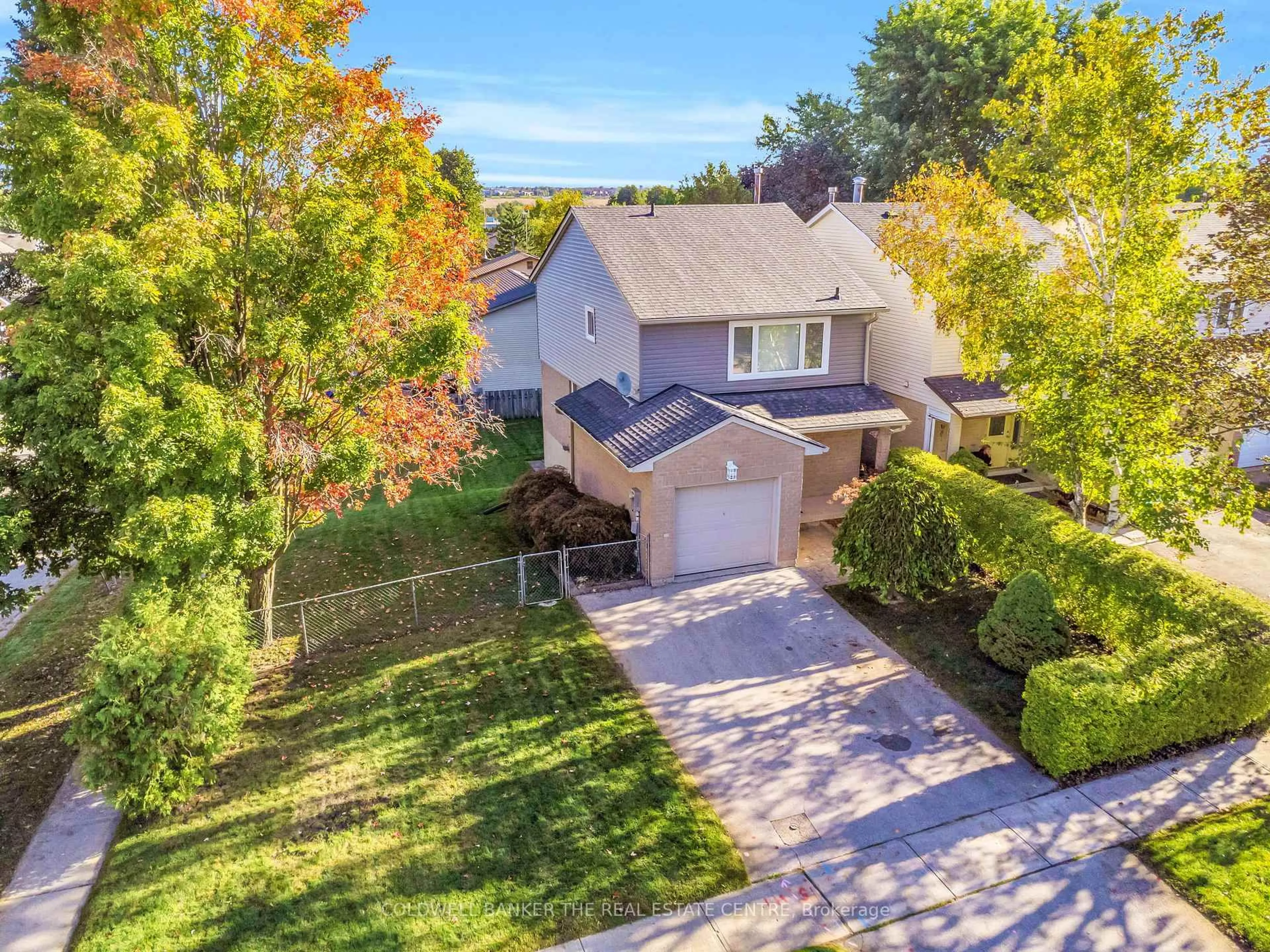A pic from outside/outdoor area/front of a property/back of a property/a pic from drone, water/lake/river/ocean view for 1 Andrew Ave, Orangeville Ontario L9W 4E5