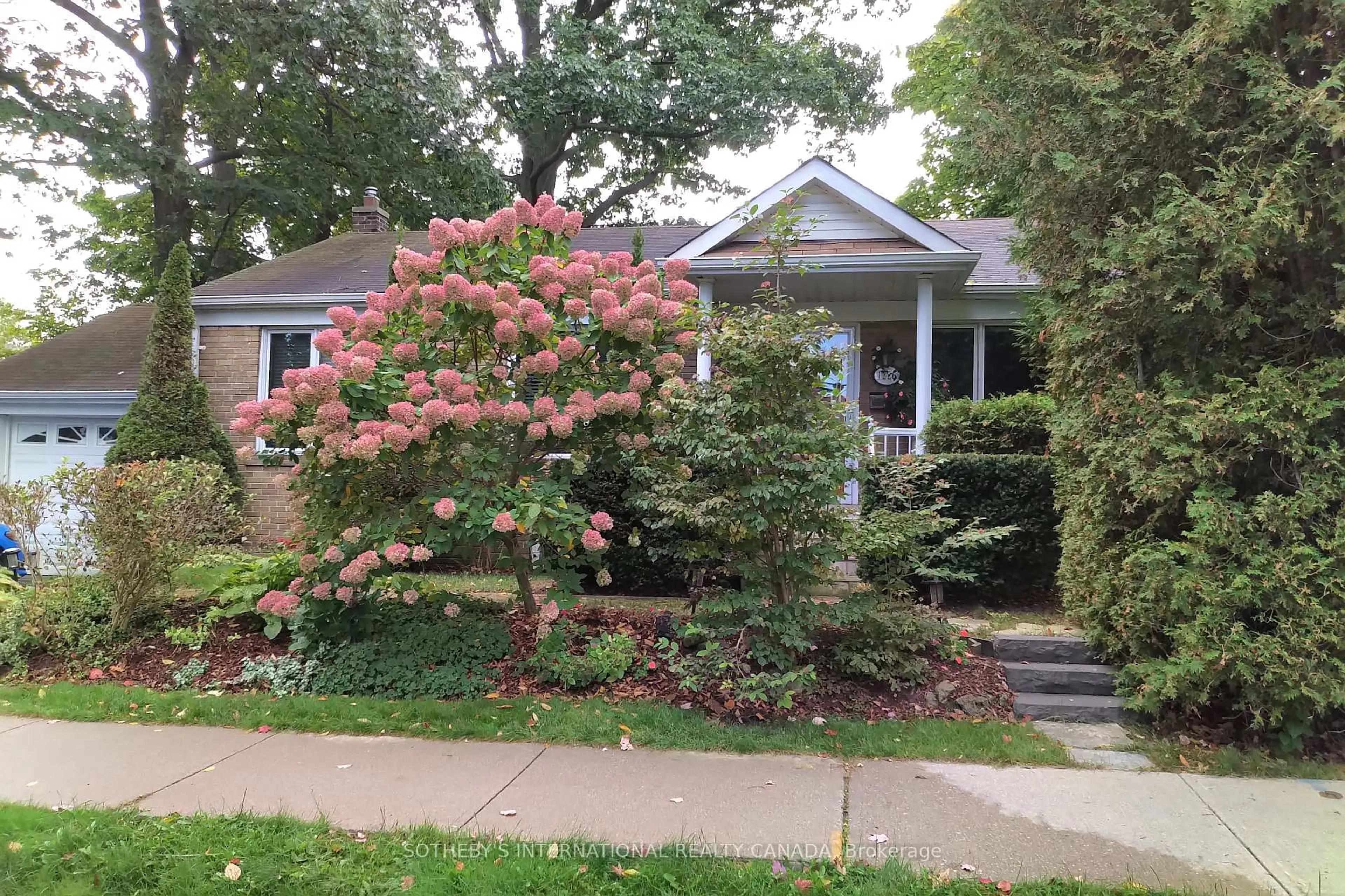 Unknown for 1226 Crossfield Bend, Mississauga Ontario L5G 3P2