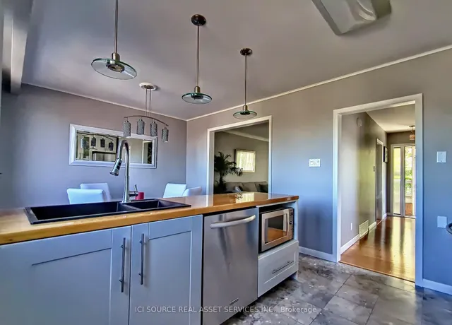 Additional property image - 362 Silverthorn Ave