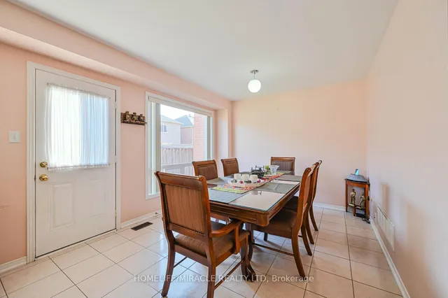 Additional property image - 22 Nutwood Way