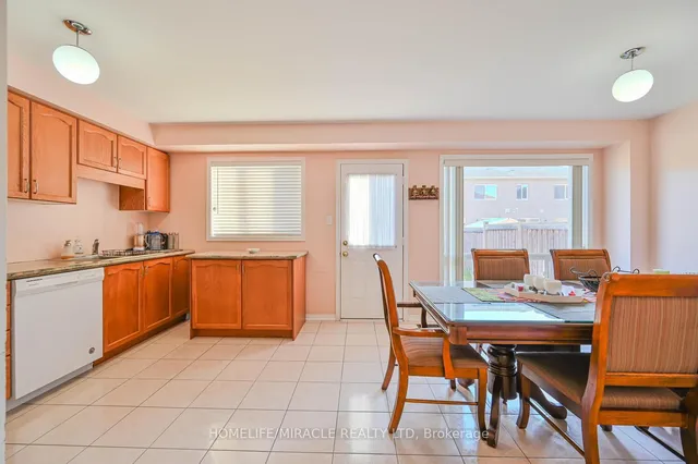 Additional property image - 22 Nutwood Way