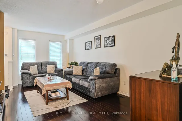 Additional property image - 22 Nutwood Way