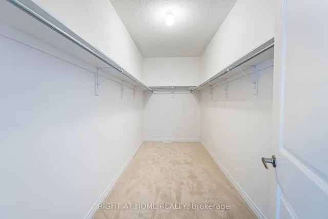 Additional image 14 of 863 Plum Pl