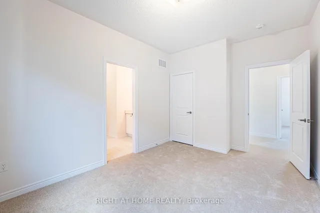 Additional image 9 of 863 Plum Pl