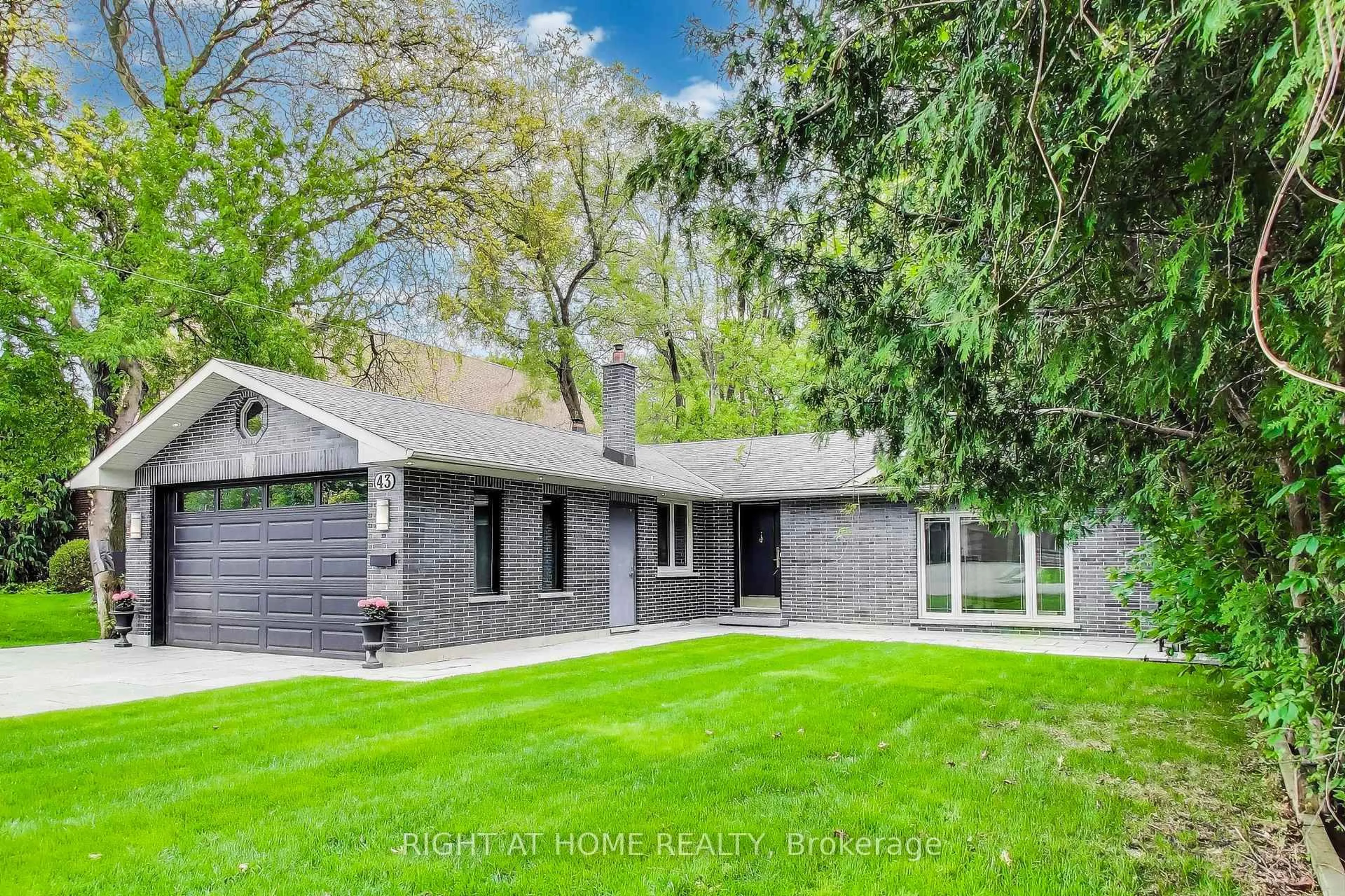Home with vinyl exterior material, street for 43 Hedges Blvd, Toronto Ontario M9B 3C3