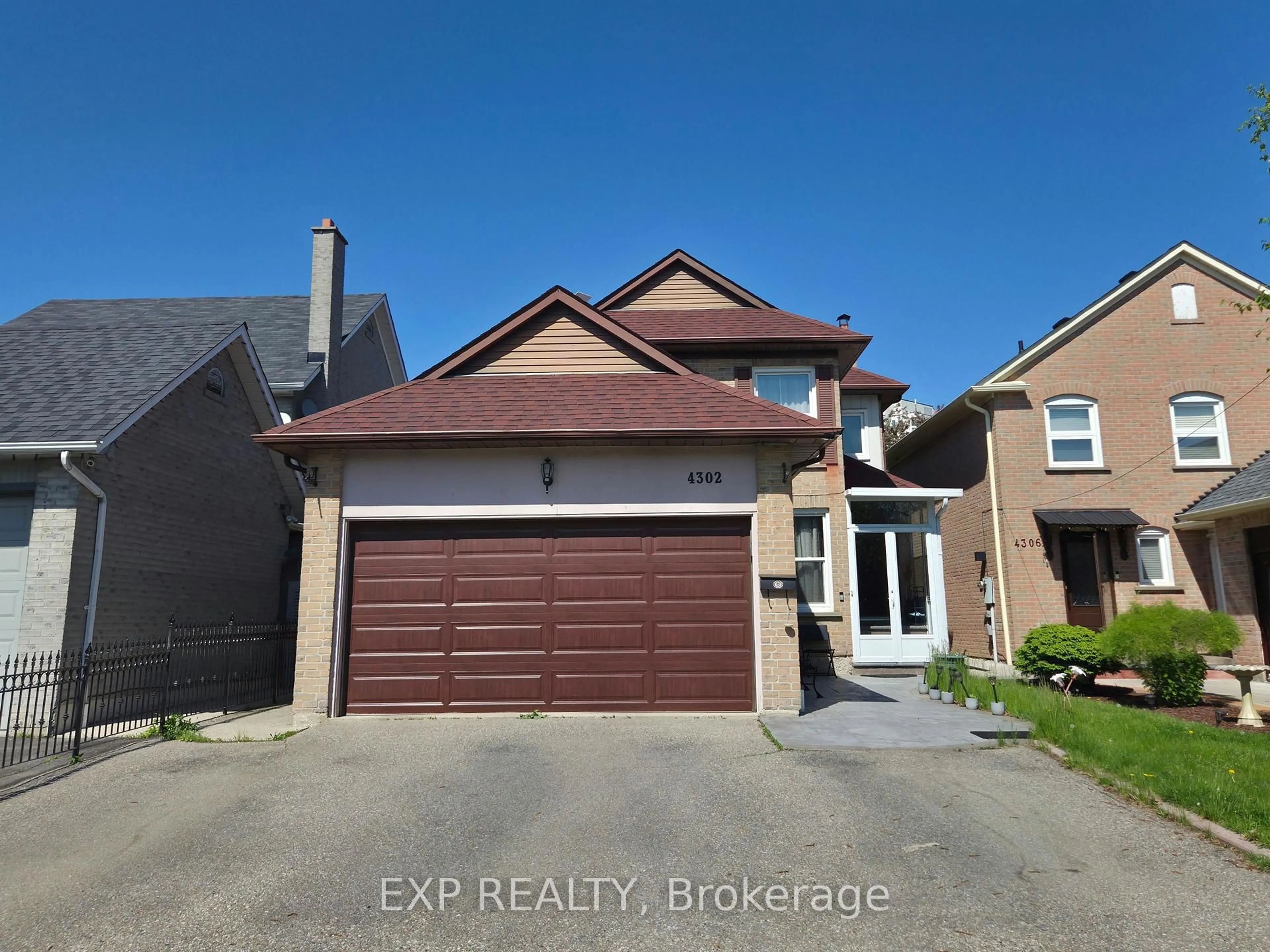 Unknown for 4302 Mayflower Dr, Mississauga Ontario L5R 1T7