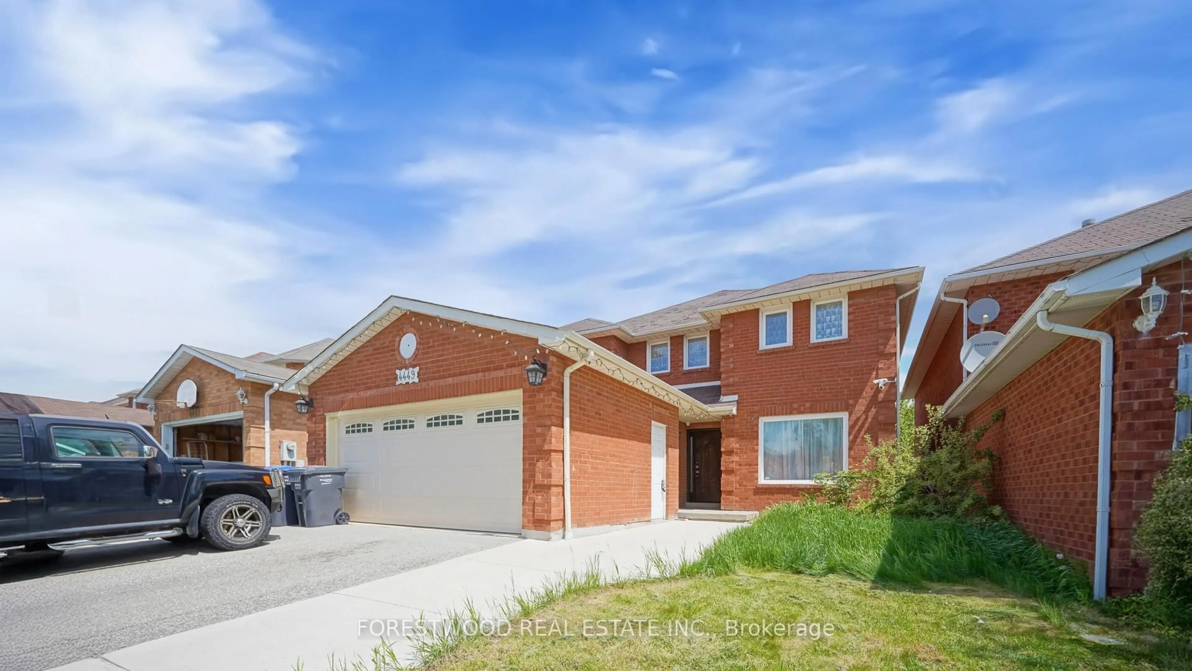 Home with brick exterior material, street for 4449 Ashley Ave, Mississauga Ontario L5R 2A3