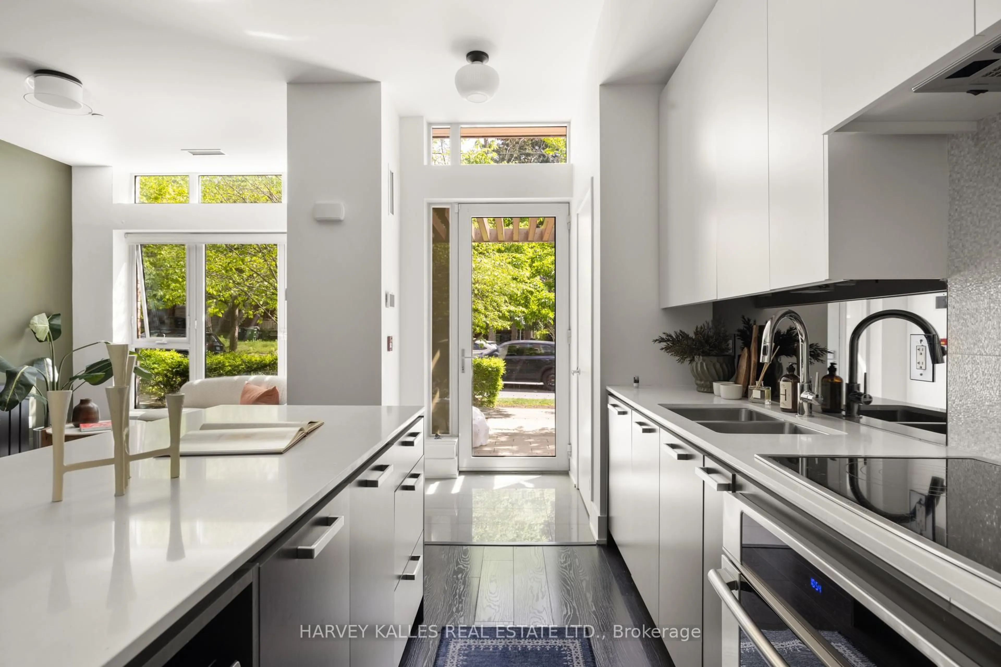 Contemporary kitchen, ceramic/tile floor for 1830 Bloor St #TH 105, Toronto Ontario M6P 0A2