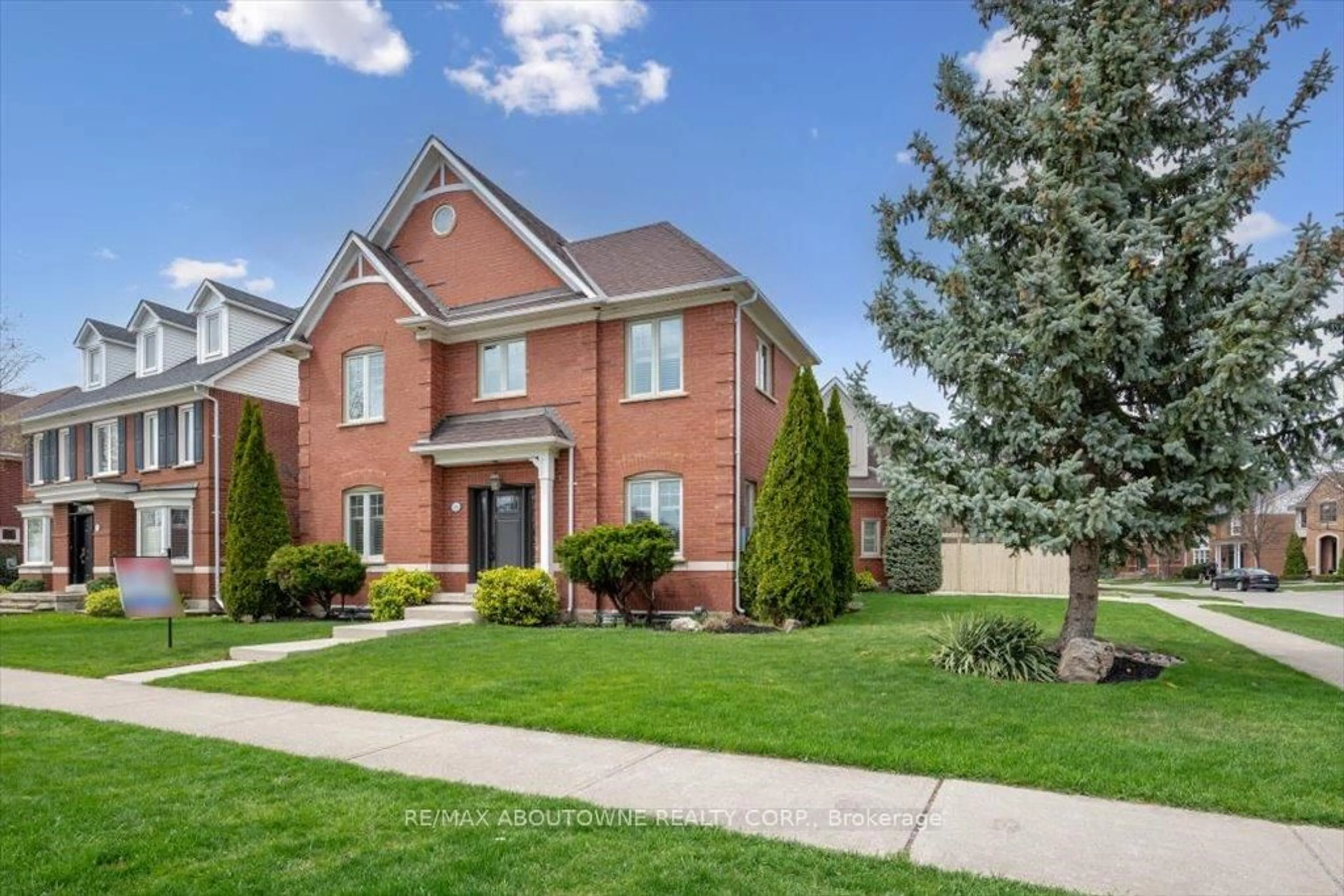 Home with brick exterior material, street for 101 Westchester Rd, Oakville Ontario L6H 6H8