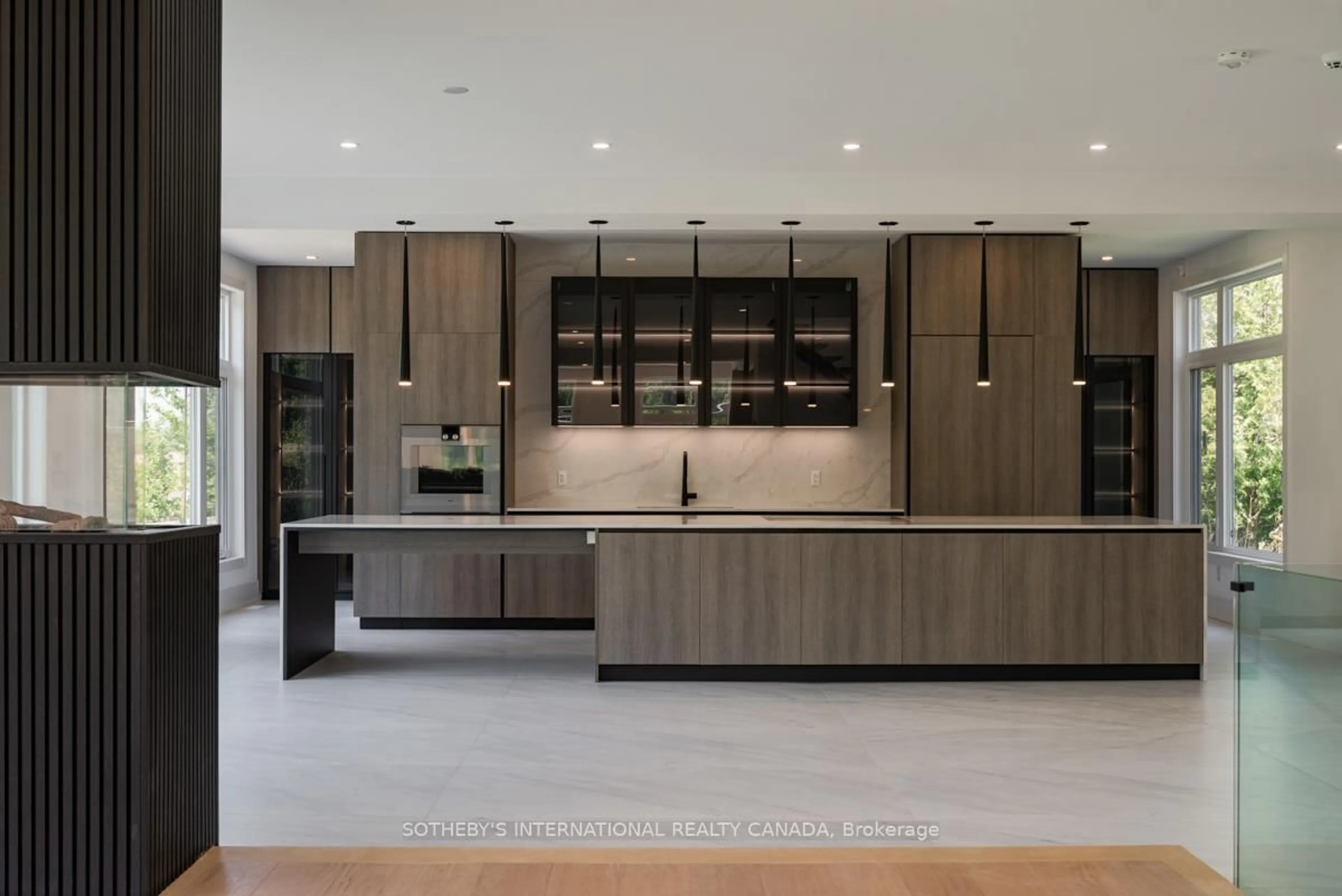 Contemporary kitchen, unknown for 15206 Bramalea Rd, Caledon Ontario L7C 2P8