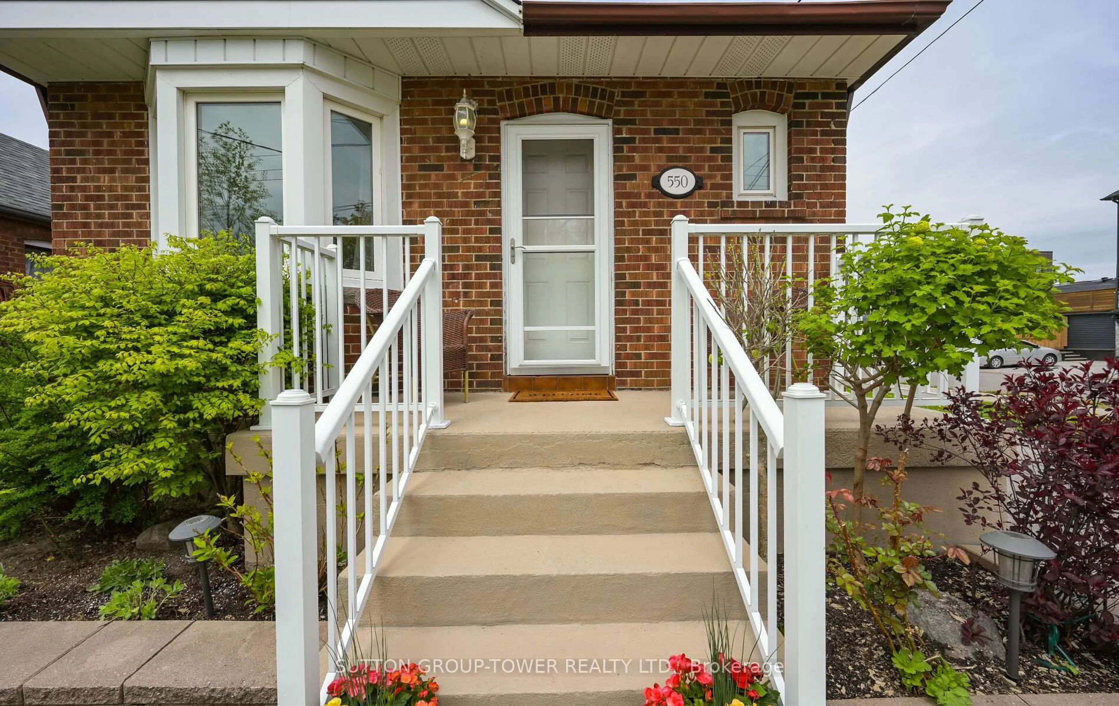 Unknown for 550 Glen Park Ave, Toronto Ontario M6B 2G5